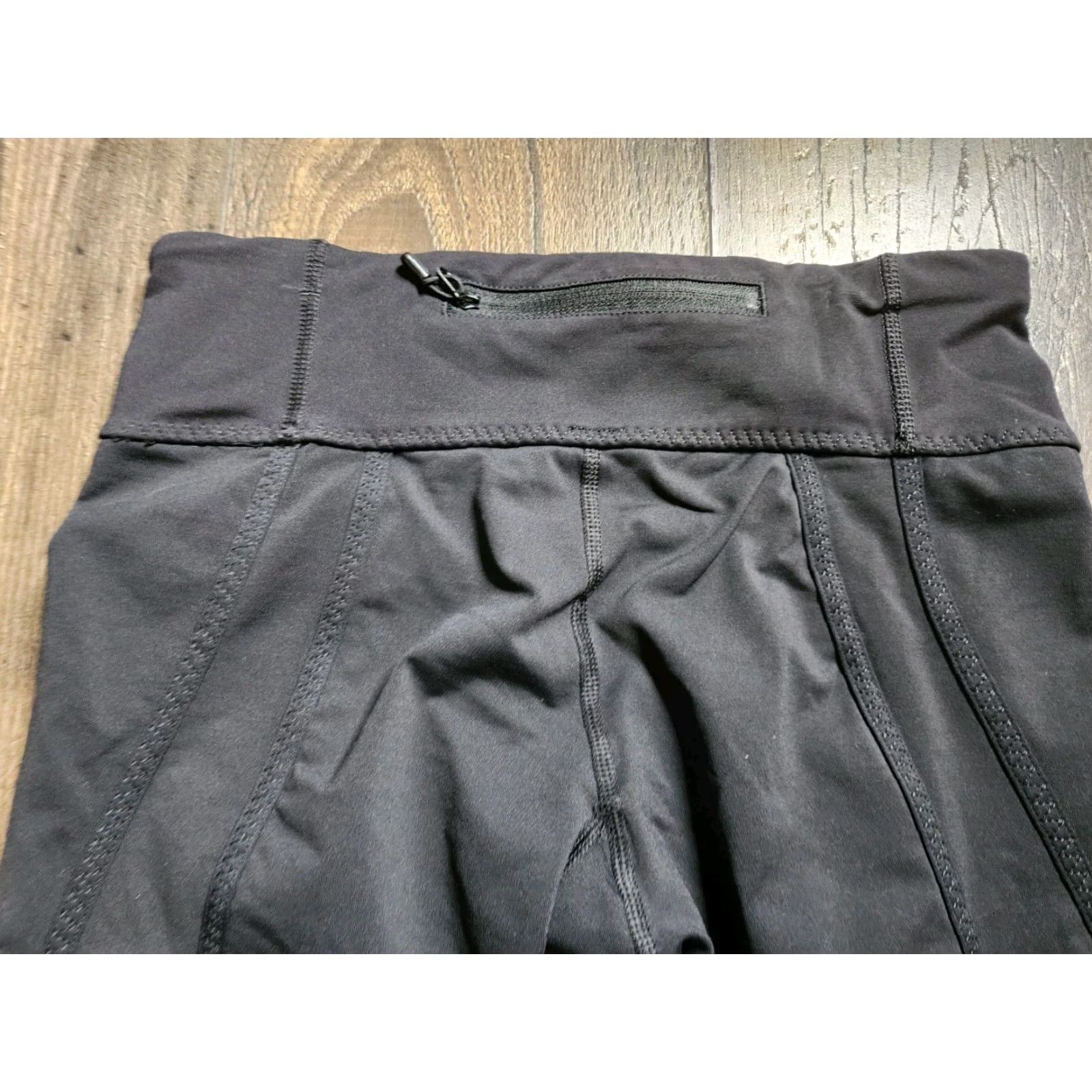 Lululemon WOMENS LULULEMON Black Compression Cropped Leggings Size 6 Athleisure Size 28" / US 6 / IT 42 - 6 Thumbnail