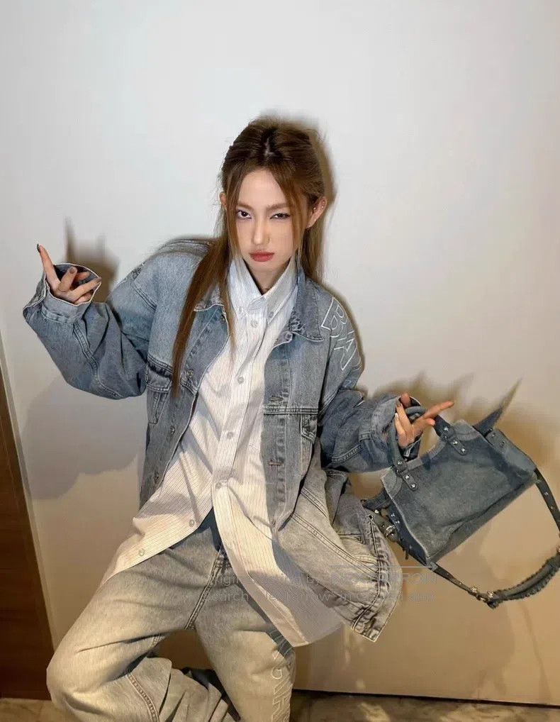 Balenciaga Balenciaga Kirin Arm Logo Denim Jacket Size US S / EU 44-46 / 1 - 6 Thumbnail