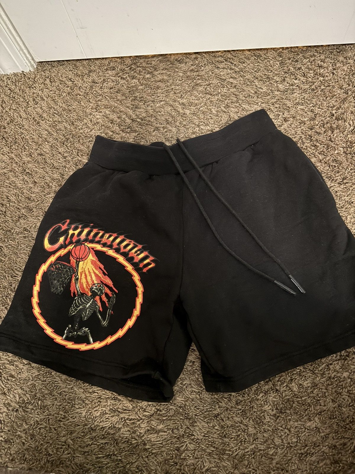 Market Chinatown Market Skelly World Tour Sweatshorts Size US 32 / EU 48 - 1 Thumbnail