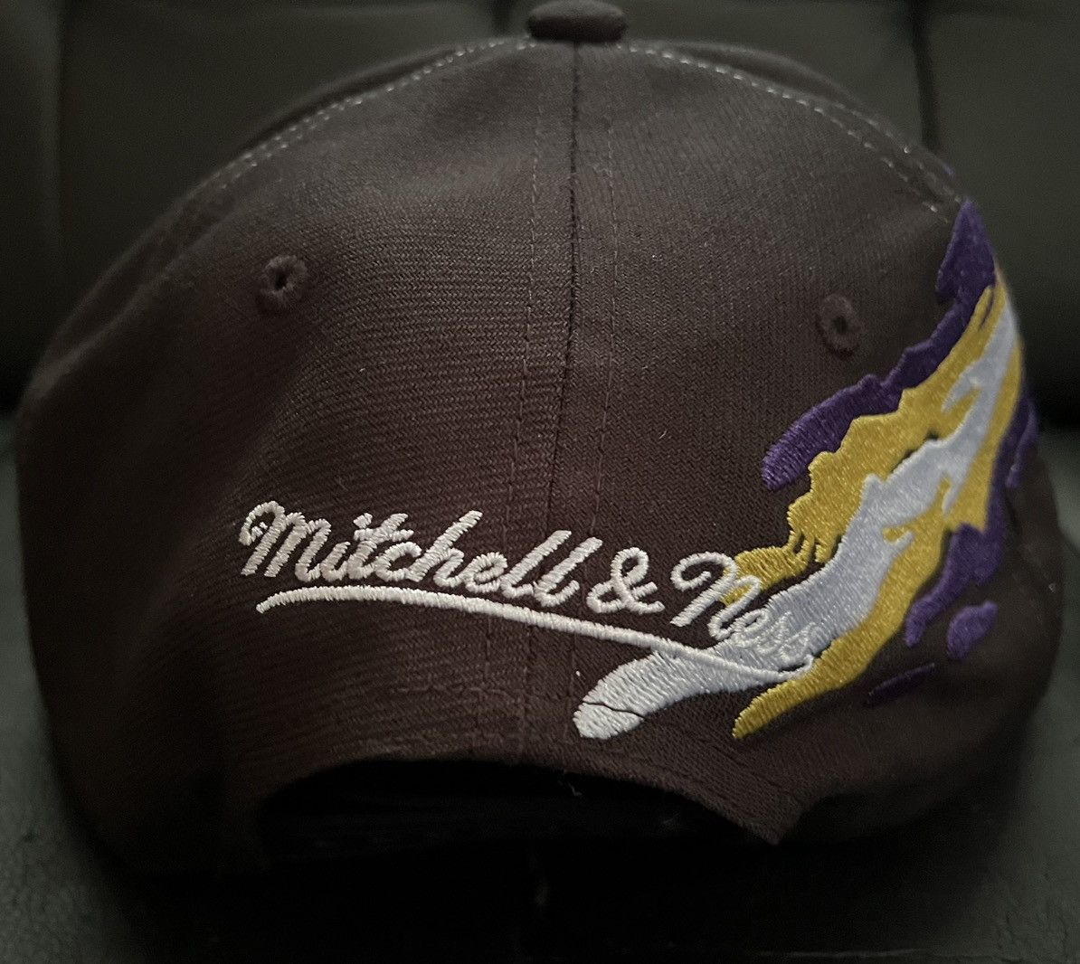Mitchell & Ness Vintage Mitchell Ness LA Kings Paint Splash Hat Size ONE SIZE - 3 Thumbnail