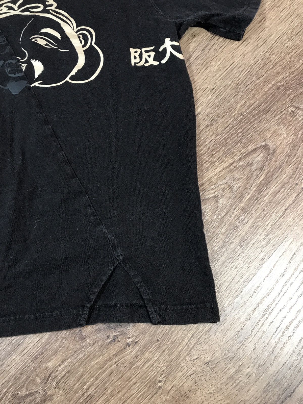 Evisu × Vintage Vintage Evisu T Shirt Black Graphic Print Size M / US 6-8 / IT 42-44 - 15 Thumbnail
