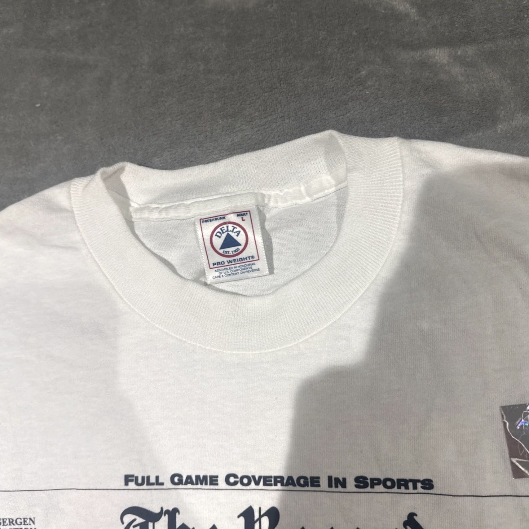Delta New York Yankees Shirt Mens Size L White 1998 World Series Champs THE GREATEST Size US L / EU 52-54 / 3 - 3 Thumbnail