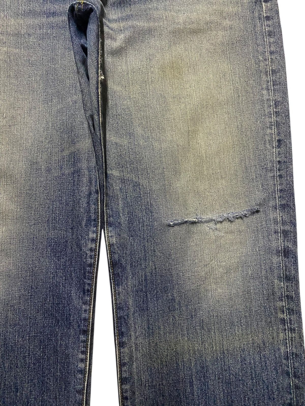 Japanese Brand Vintage Japanese Brand Uniqlo Mud Wash Distressed Jeans Size US 36 / EU 52 - 7 Thumbnail