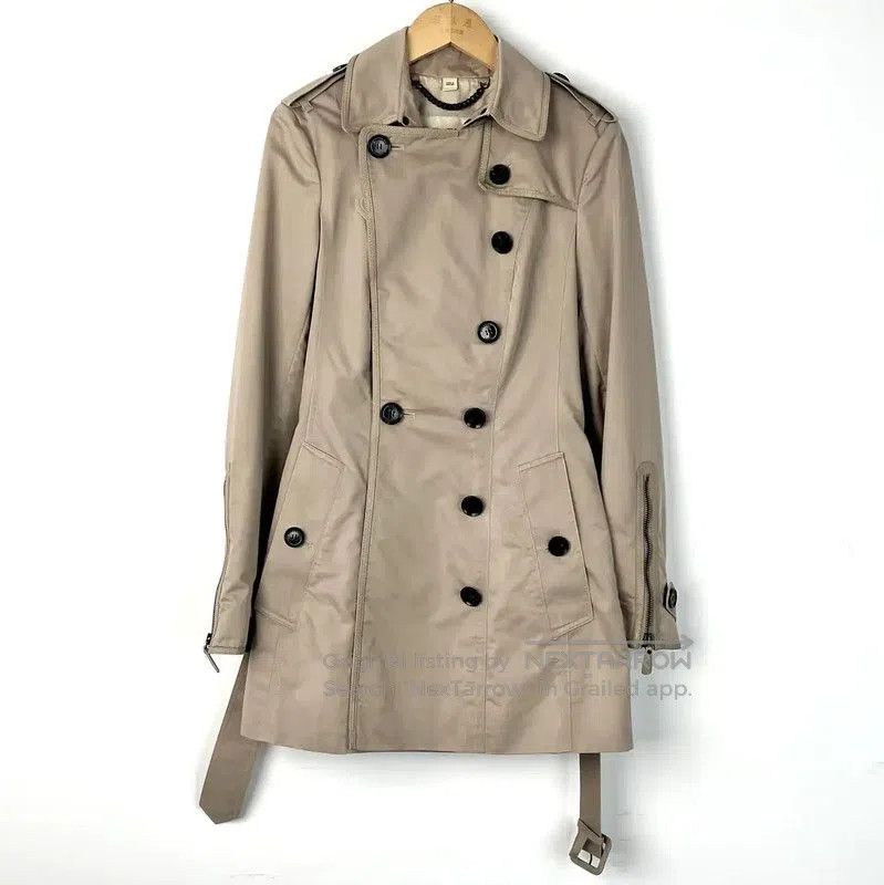 Burberry Khaki Women's Trench Coat Size XS.