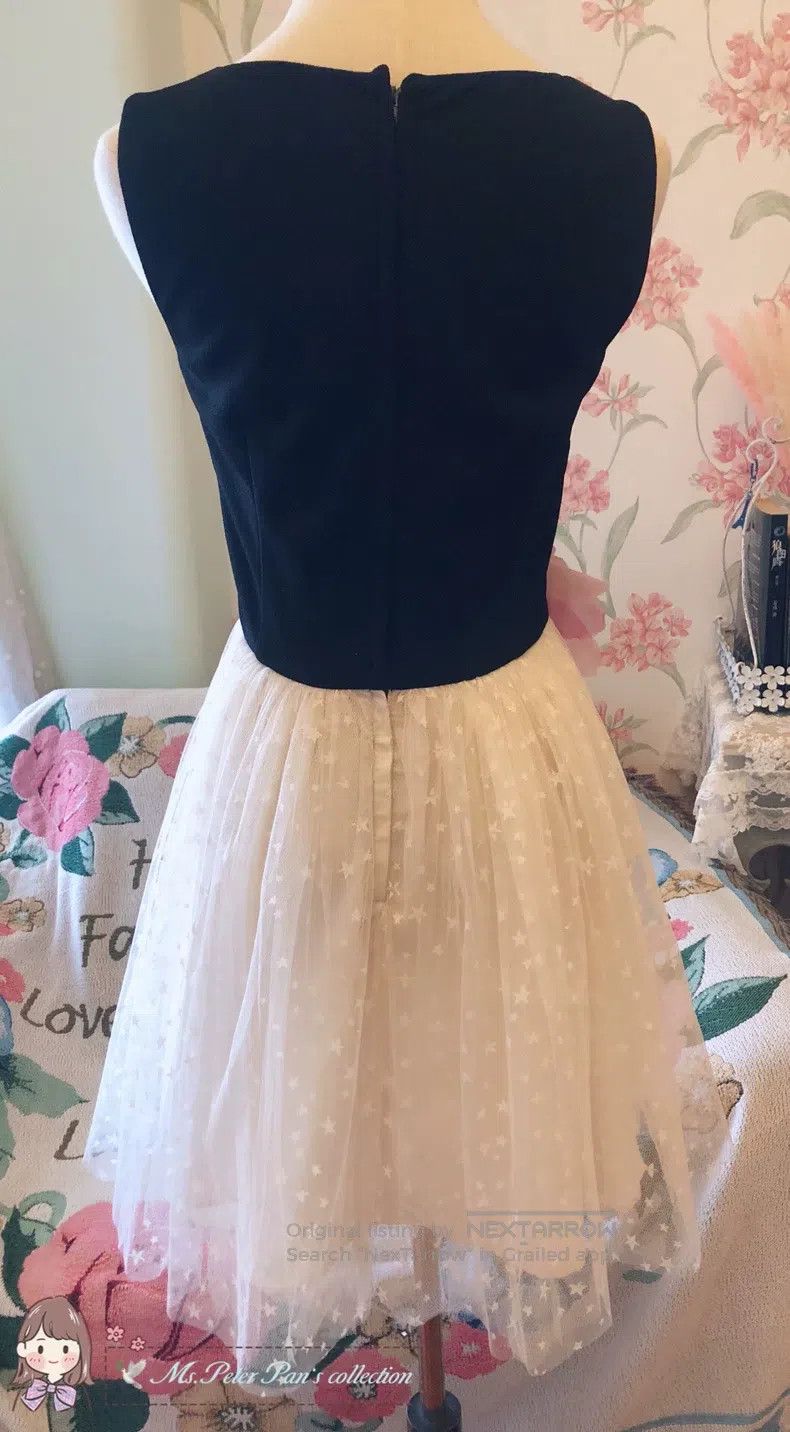 Valentino Valentino Flower gauze skirt Size M / US 6-8 / IT 42-44 - 2 Thumbnail