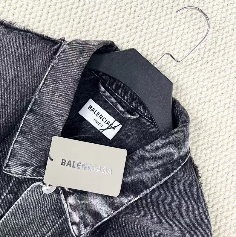 Balenciaga Balenciaga Washed, old, black and gray, double stitching, Size US XL / EU 56 / 4 - 3 Thumbnail