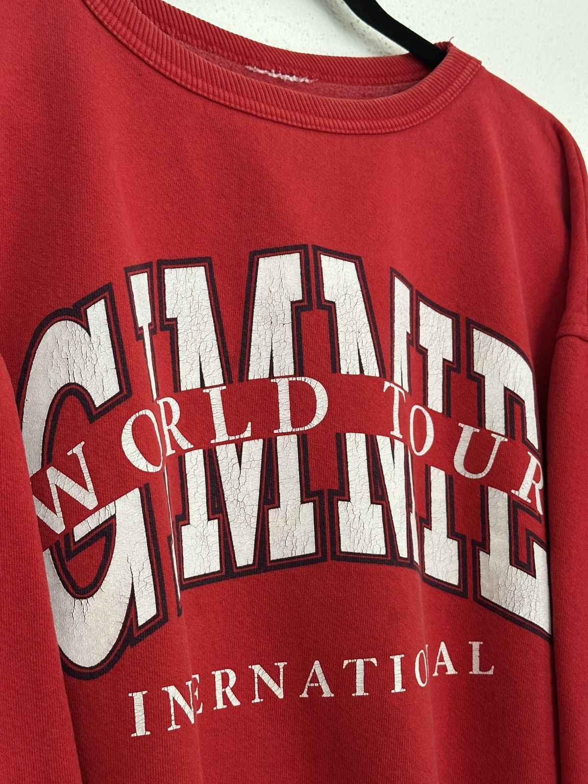 Vintage Vintage 80s GAB Gimmie A Break World Tour Crewneck Size L Size US L / EU 52-54 / 3 - 4 Thumbnail