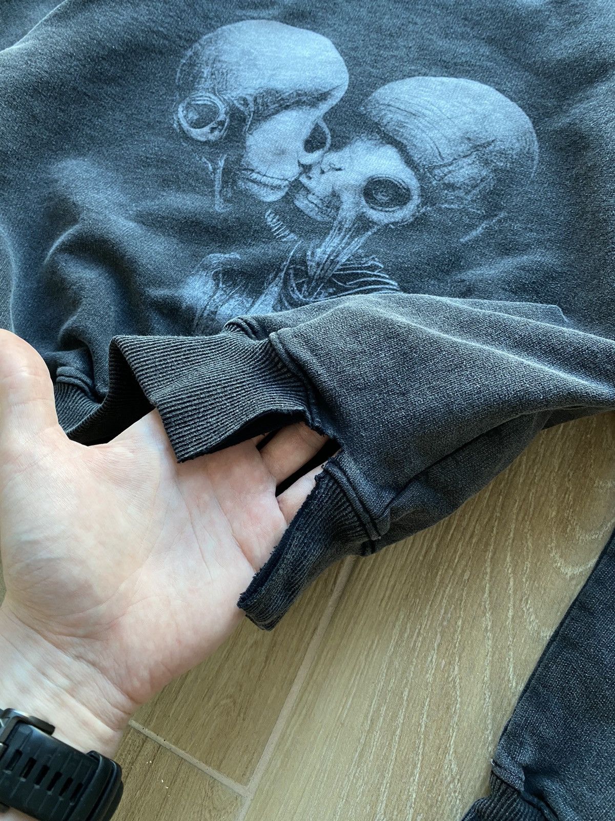 Han Kjobenhavn Han Kjobenhavn Aliens Kisses Sweatshirt Size US S / EU 44-46 / 1 - 3 Thumbnail