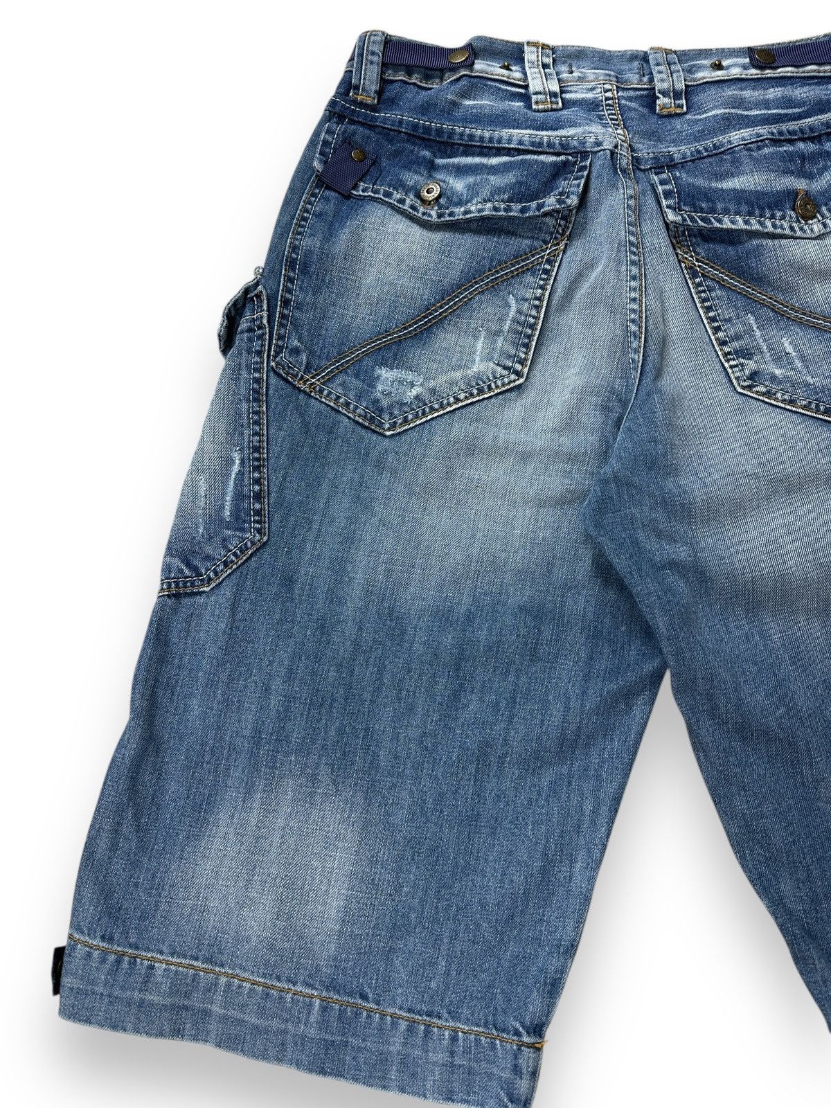 Dolce & Gabbana × Vintage Vintage Y2K Dolce & Gabbana Denim Cargo Shorts Size US 30 / EU 46 - 14 Thumbnail