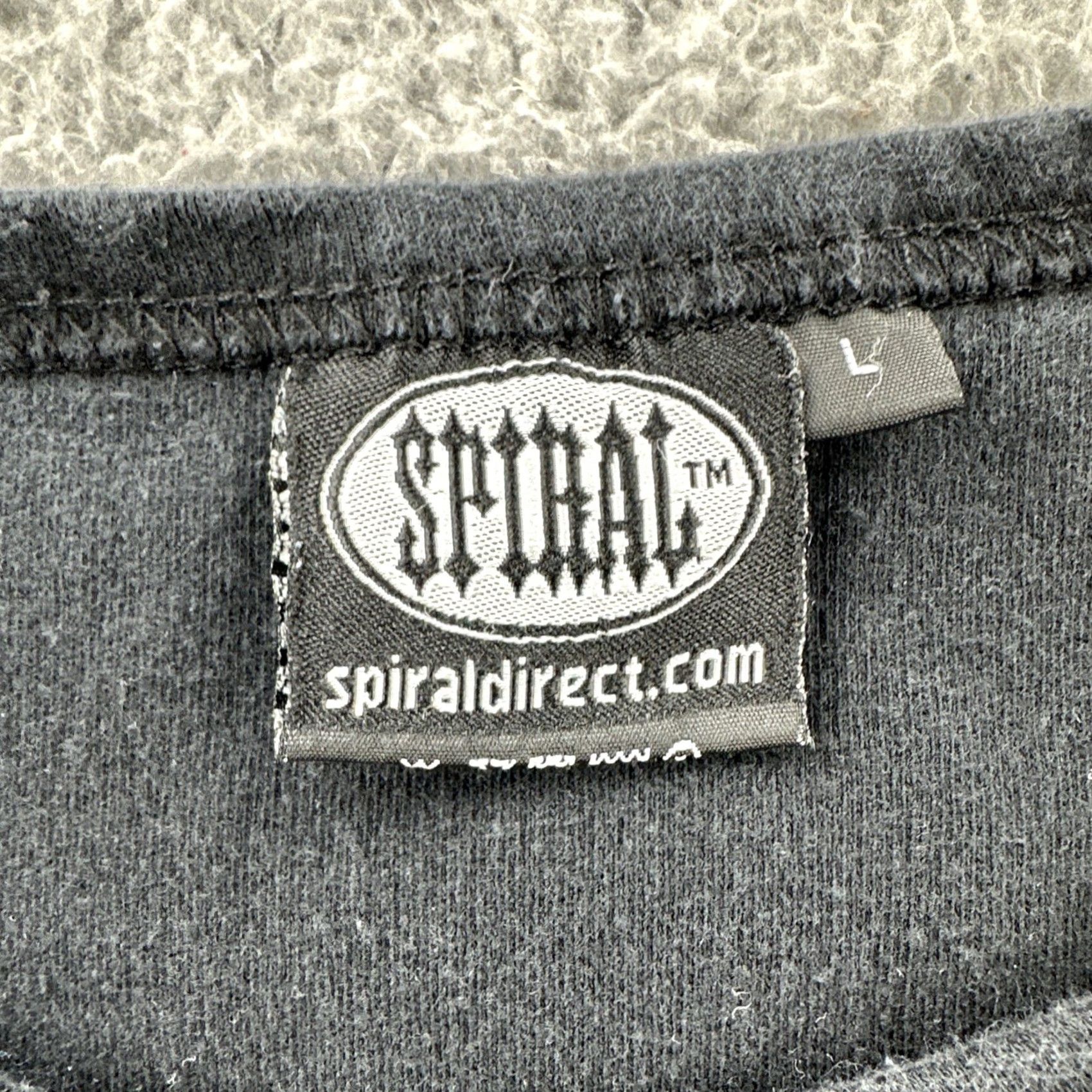 Vintage VINTAGE Spiral Direct Women’s Shirt Sleeveless Black L Crew Neck Tribal Art Y2K Tee Size L / US 10 / IT 46 - 7 Thumbnail