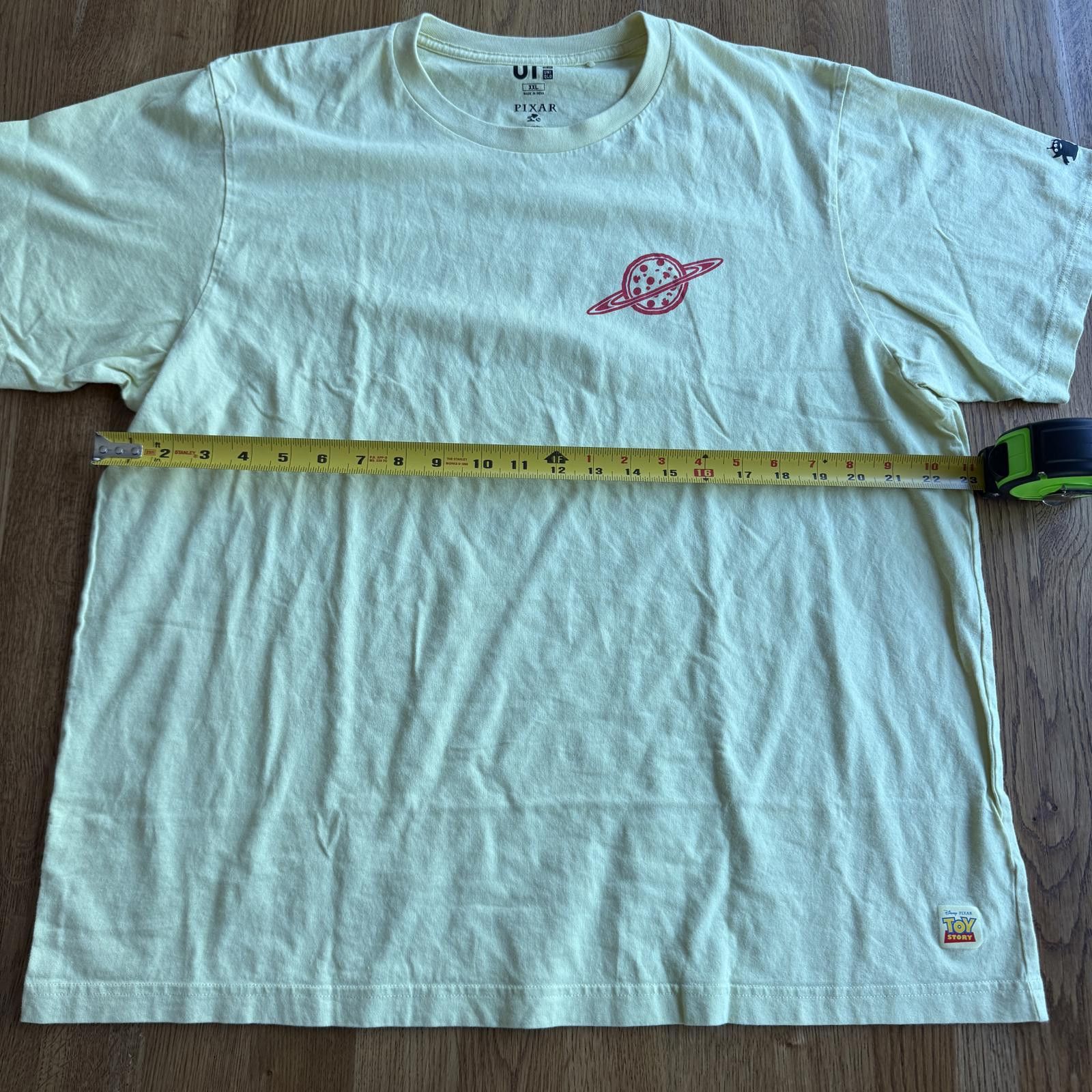 Uniqlo Uniqlo Pixar Toy Story Pizza Planet Graphic T-Shirt Size XXL Size US XXL / EU 58 / 5 - 2 Thumbnail
