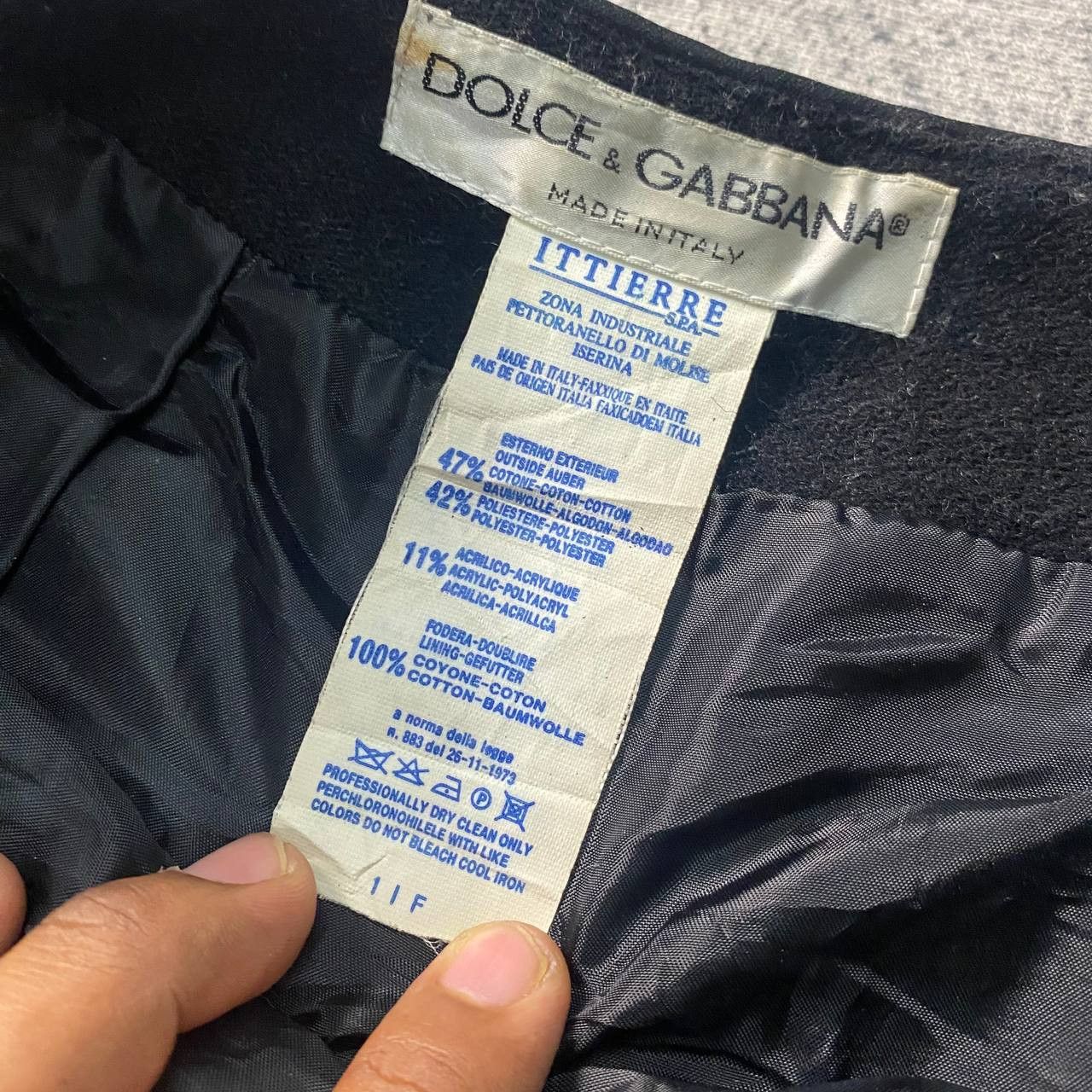 Dolce & Gabbana Dolce & Gabbana Pleated Skirt Size 28" / US 6 / IT 42 - 4 Thumbnail