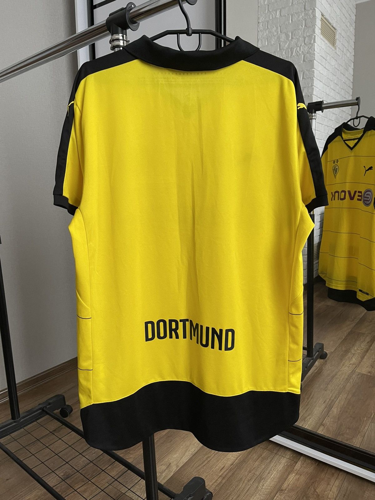 Puma 2015/2016 Puma Borussia Dortmund Soccer Jersey Shirt Size US XL / EU 56 / 4 - 4 Thumbnail