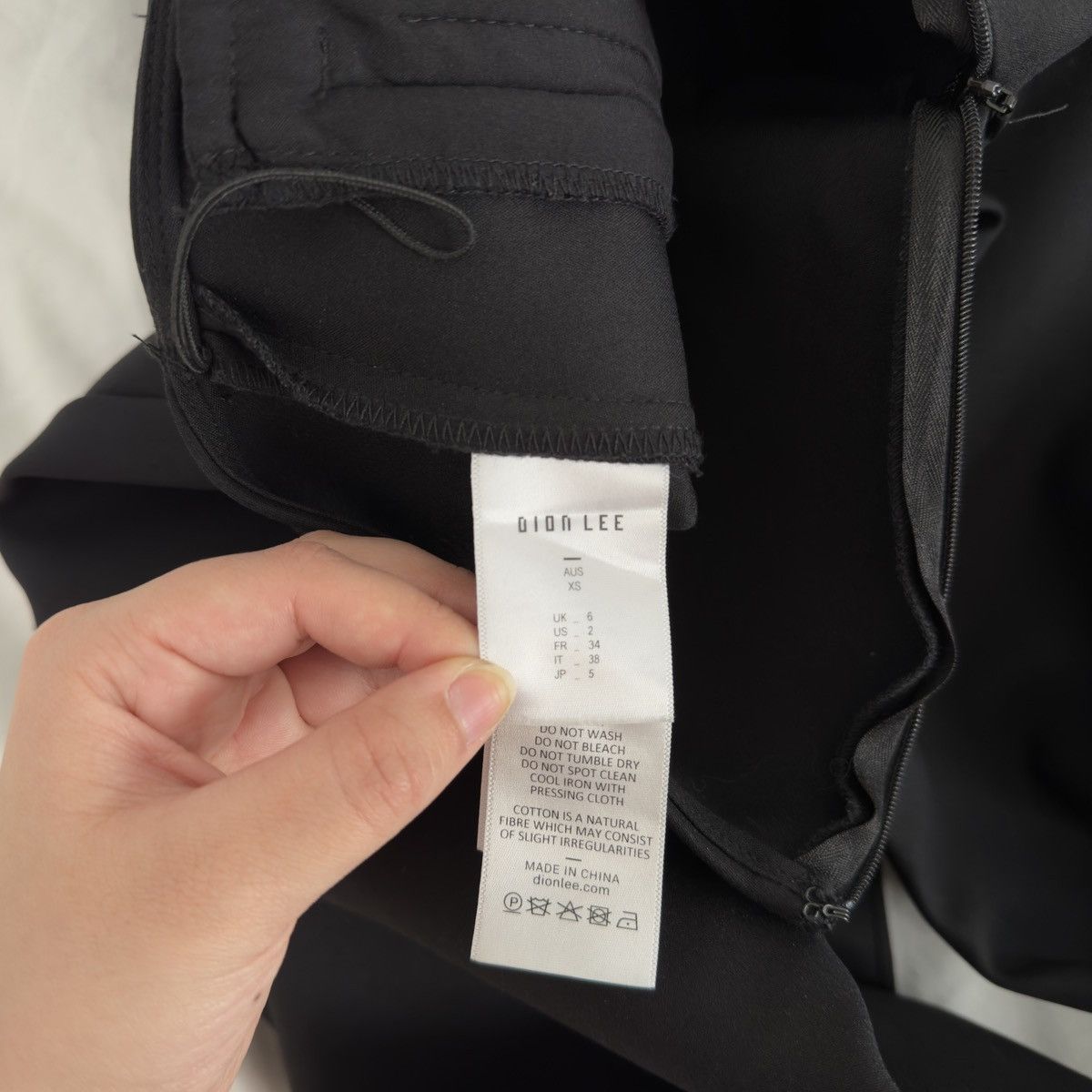 Dion Lee DION LEE - Black Y front trousers Size 25" / US 0 / IT 36 - 12 Thumbnail
