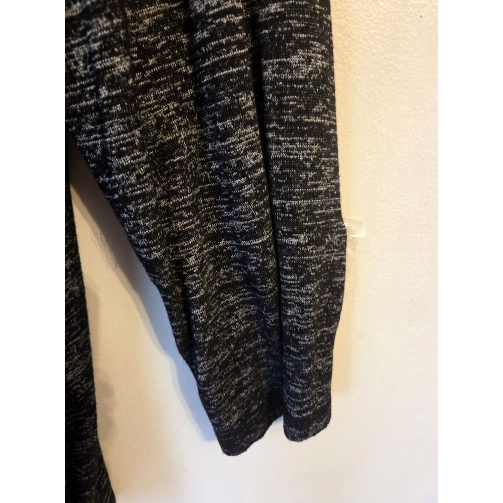 Avenue Avenue Sweater Top Gray Lightweight Knit Stretchy 2X Womens Size XXL / US 16-18 / IT 52-54 - 3 Thumbnail