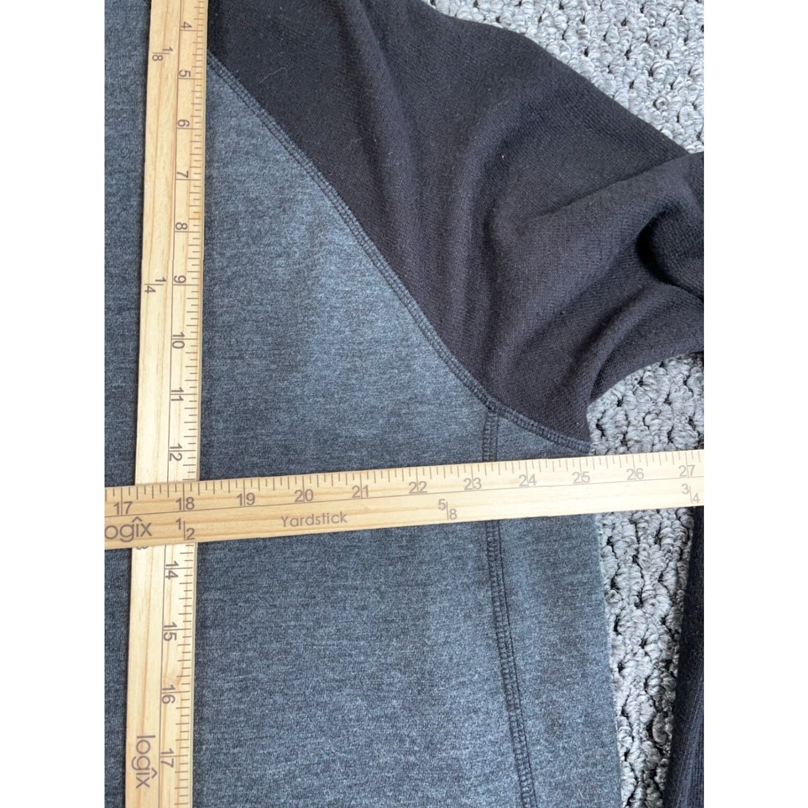 Tommy Bahama Tommy Bahama Sweater Adult 2XL Gray Crew Neck Long Sleeve Lightweight Pullover Solid Casual Size US XXL / EU 58 / 5 - 6 Thumbnail