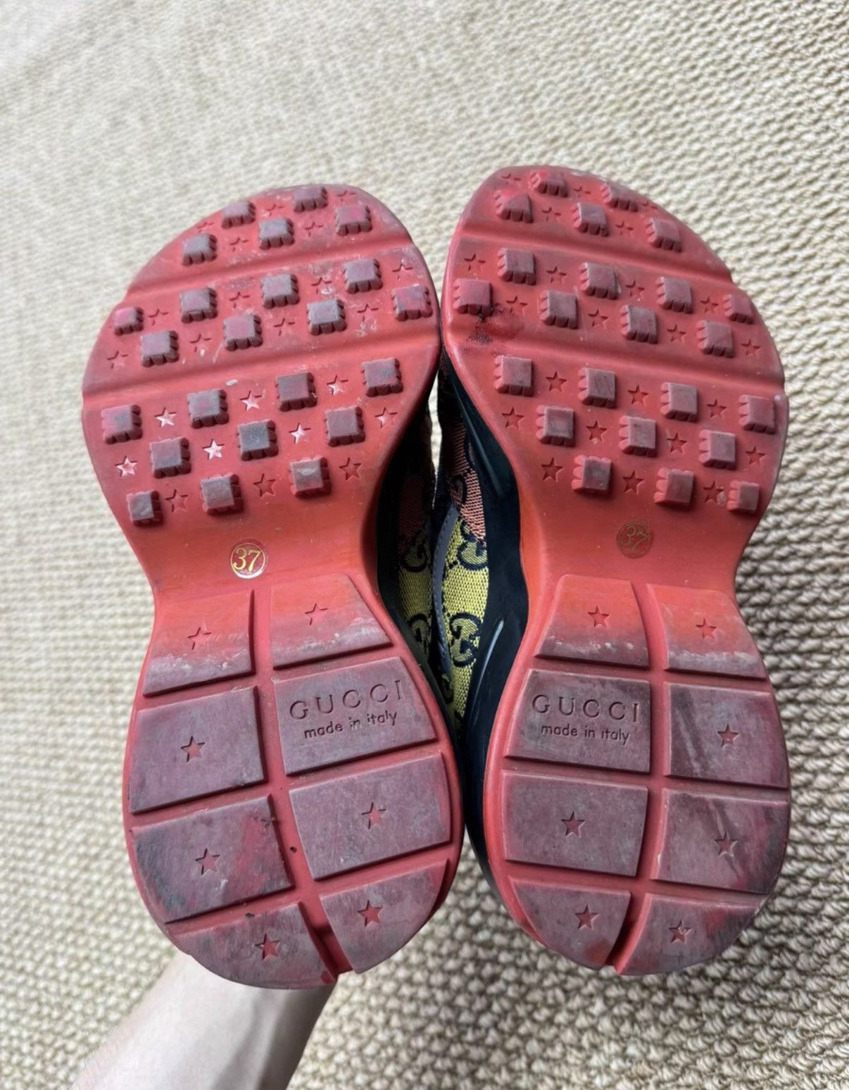 Gucci Gucci Mixed Canvas Printed Sneakers 663681 2UZK0 7072 K37 Size US 7 / IT 37 - 5 Thumbnail
