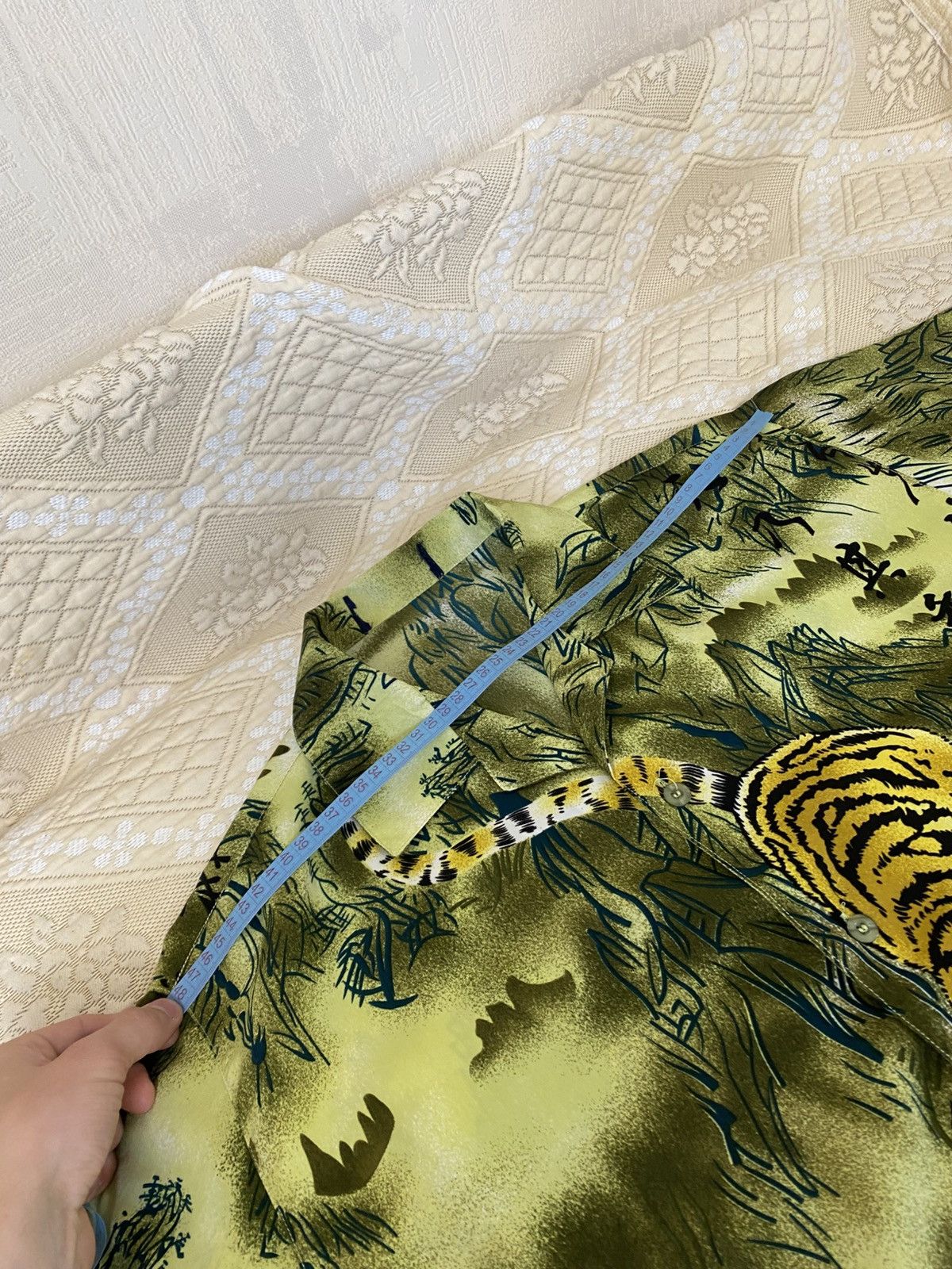 Japanese Brand 🔥 VINTAGE TIGER SHIRT Japan Anime Animal Dragon Y2K Hawaiian Size US XL / EU 56 / 4 - 8 Thumbnail