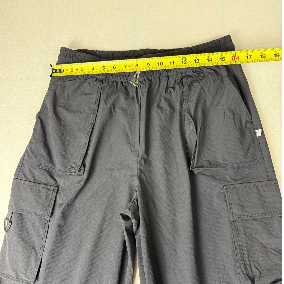 Fabletics fabletics men jogger pants size XL in very good condition Size US 27 - 3 Thumbnail