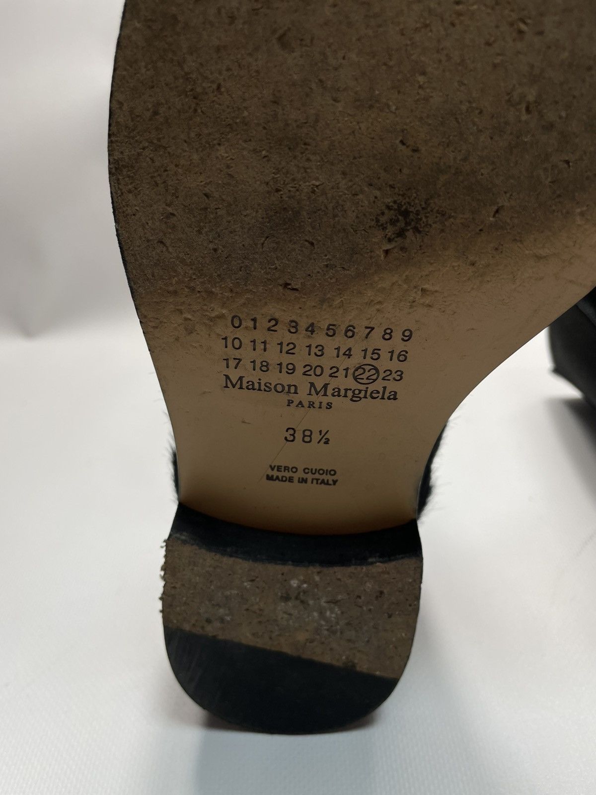 Maison Margiela Maison Margiela Tabi Pony Hair Chelsea Boots Black Size 38.5 Size US 8.5 / IT 38.5 - 11 Thumbnail