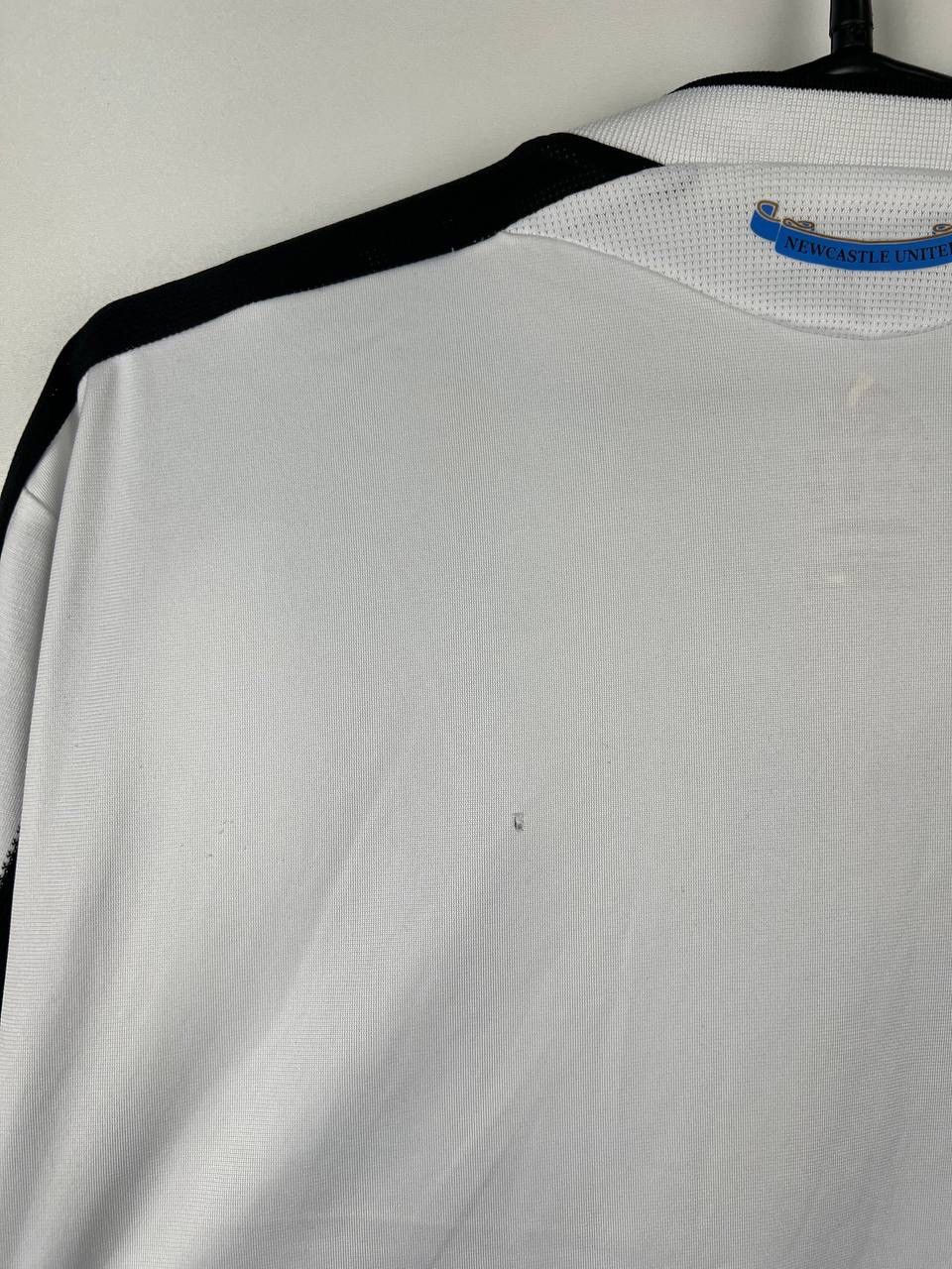 Vintage New Castle Adidas 2009 jersey t-shirts size L Size US L / EU 52-54 / 3 - 5 Thumbnail