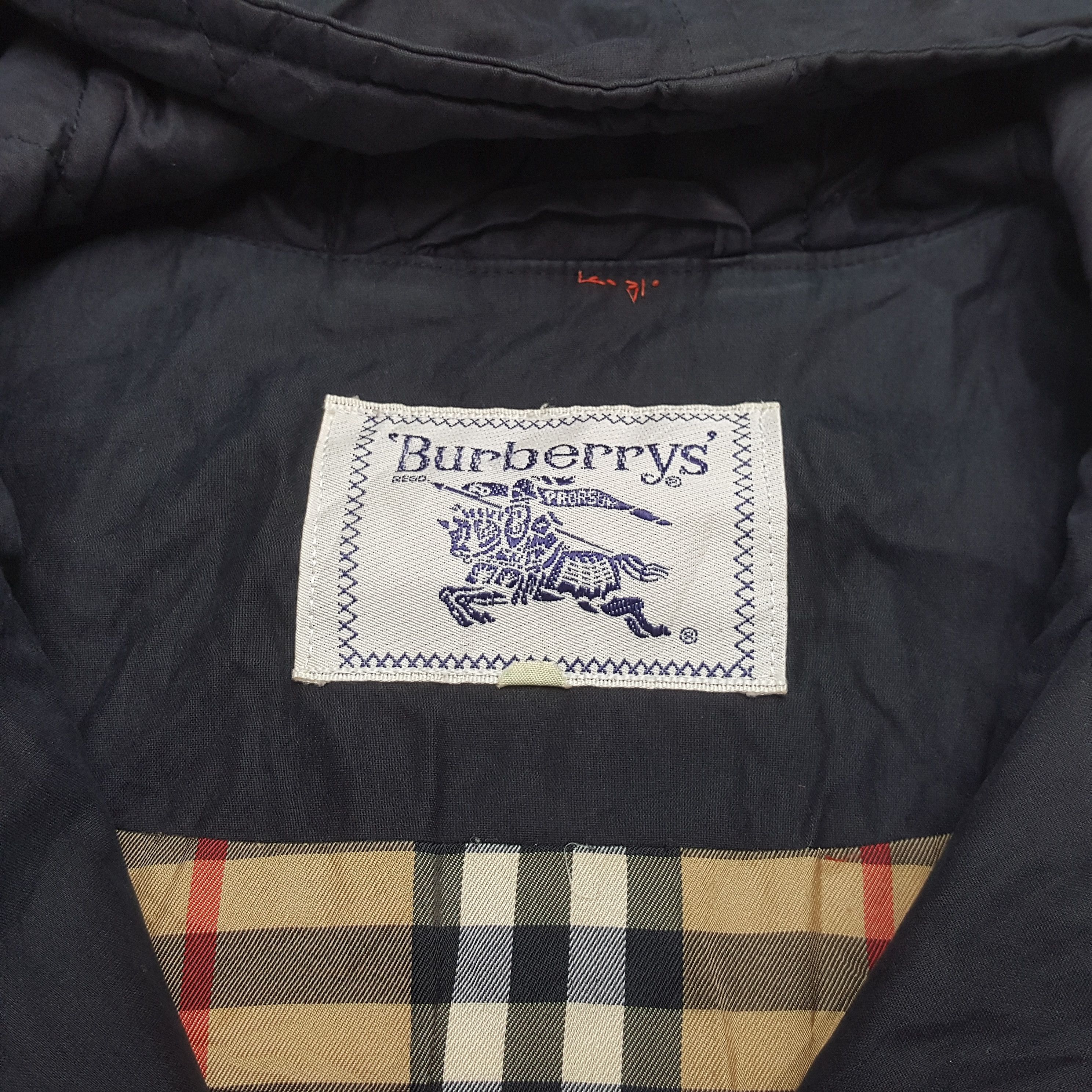 Burberry Vintage Burberry London Fashion Brand Jacket C323N13 Size US L / EU 52-54 / 3 - 6 Thumbnail