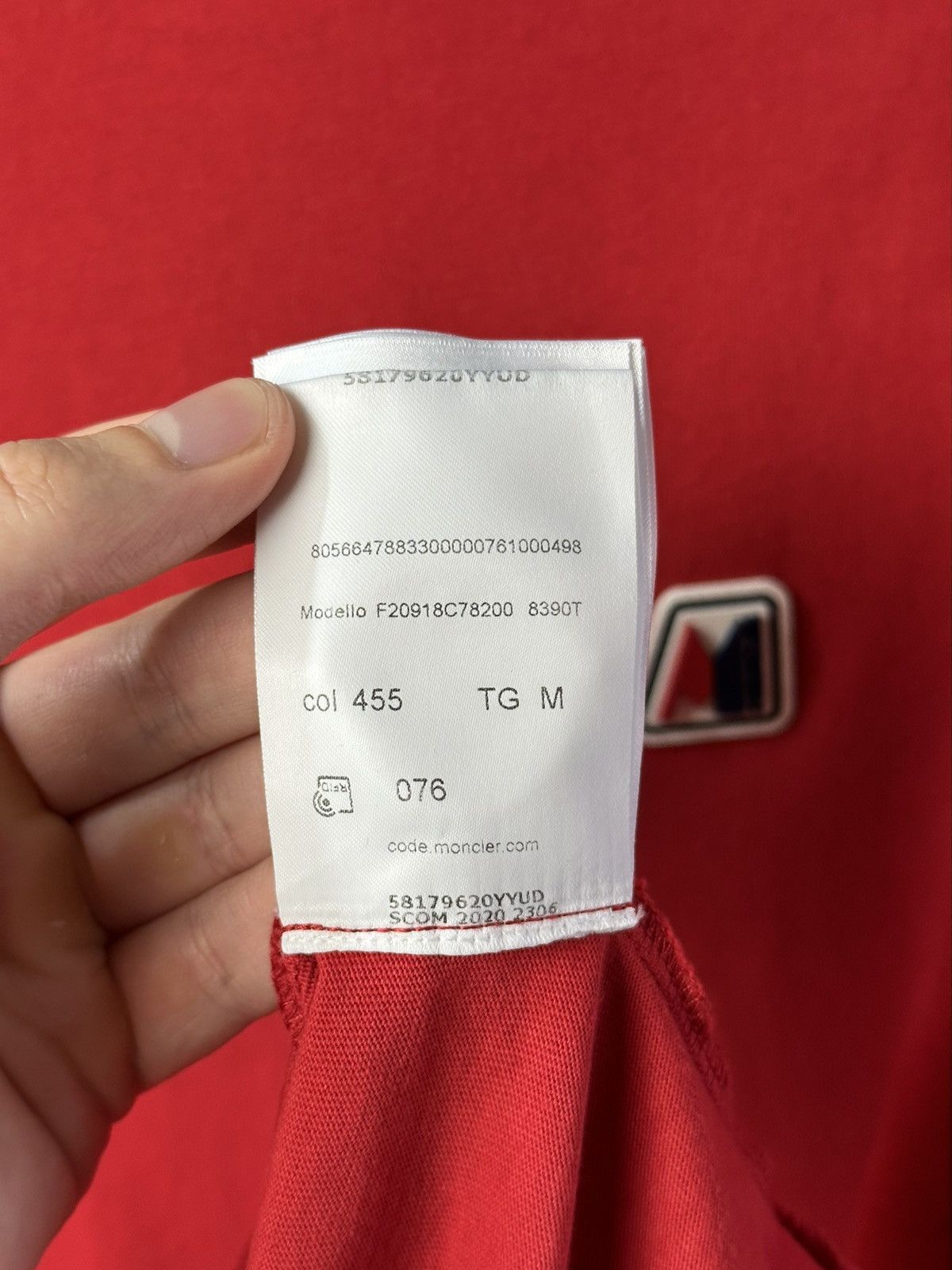 Moncler Moncler Maglia T-Shirt Patch Logo Red Tee Size US M / EU 48-50 / 2 - 13 Thumbnail