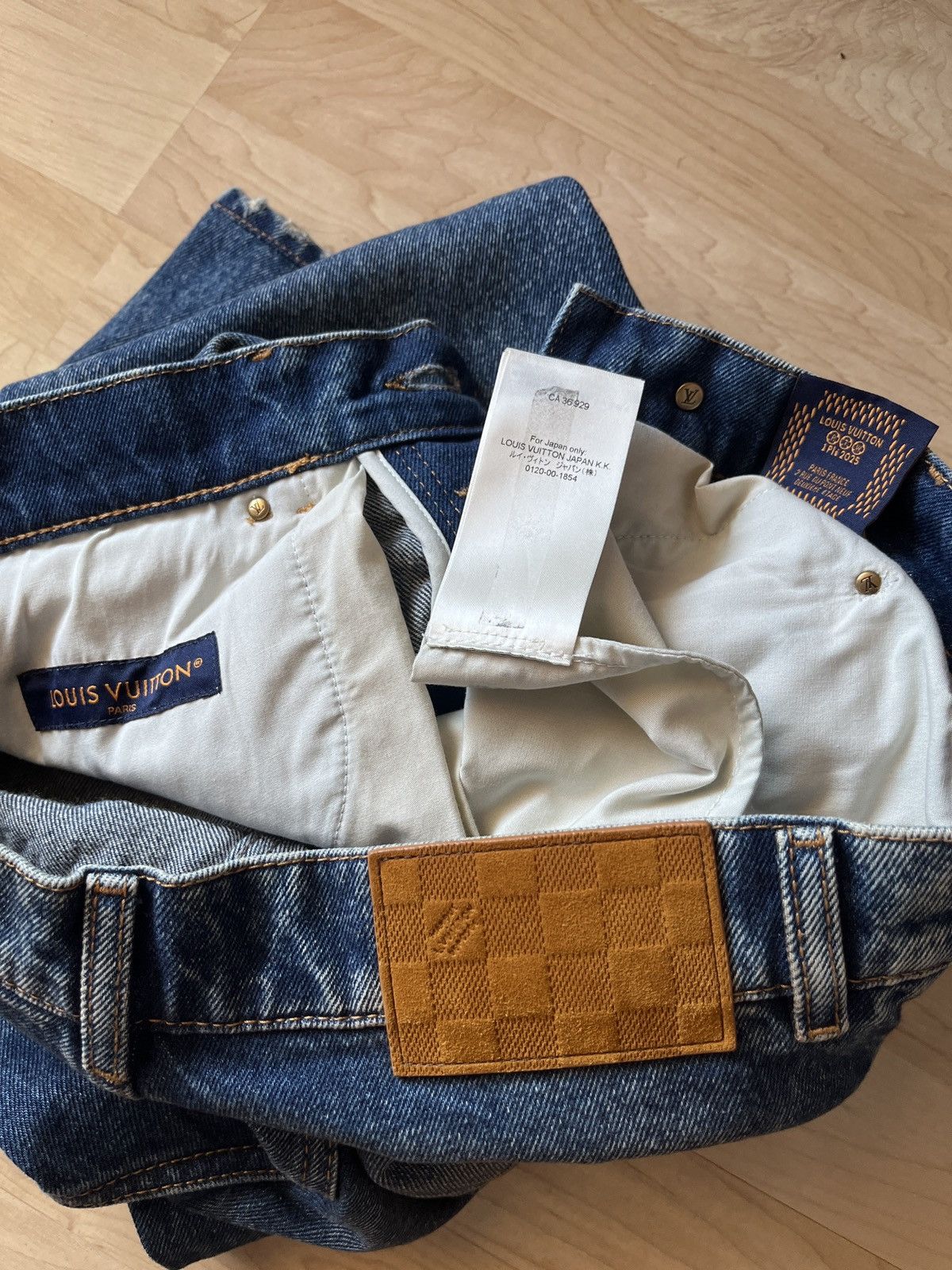 Louis Vuitton Louis Vuitton Relaxed-Fit Jeans Size US 30 / EU 46 - 16 Thumbnail