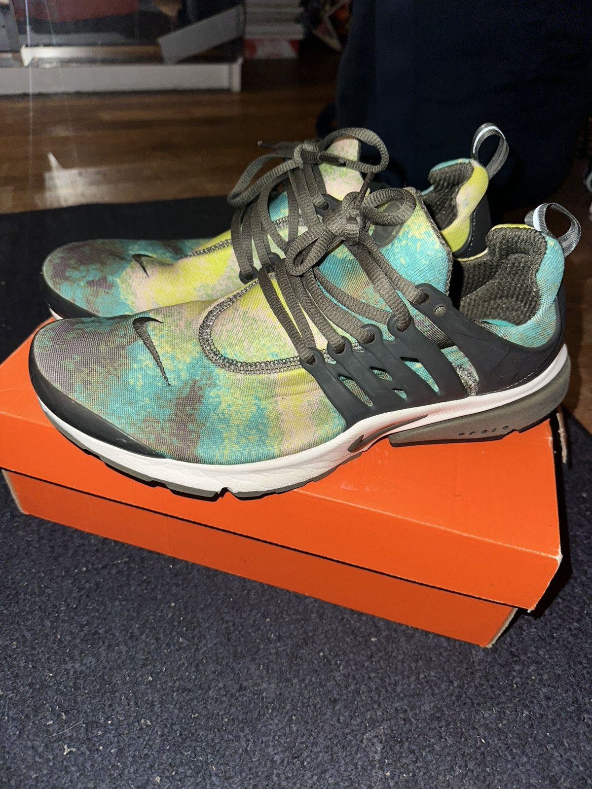 Nike Nike Air Presto Size US 10 / EU 43 - 2 Thumbnail