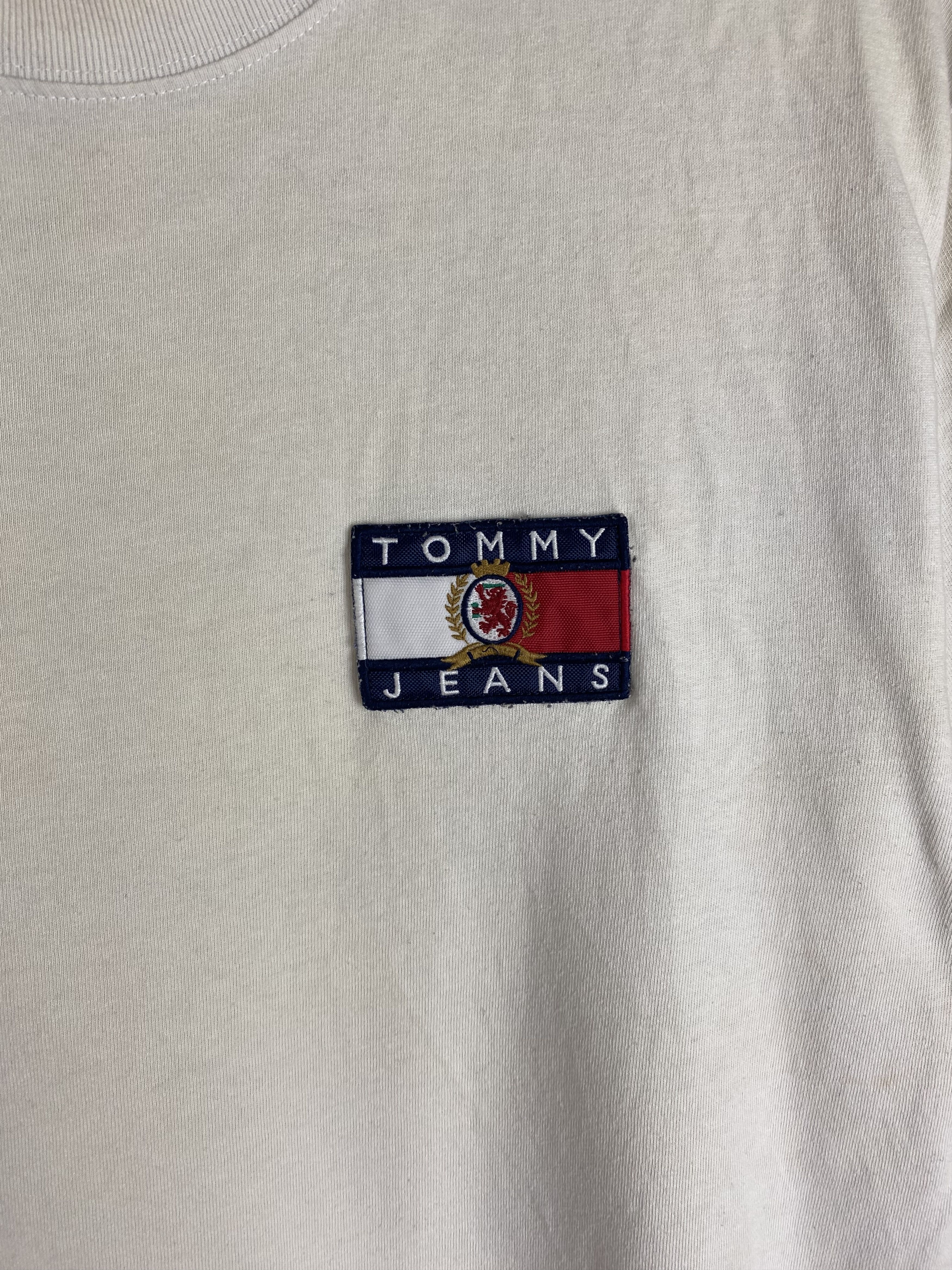 Tommy Jeans Vintage TOMMY HILFIGER JEANS Big Logo White T-Shirt M493 Size US L / EU 52-54 / 3 - 5 Thumbnail