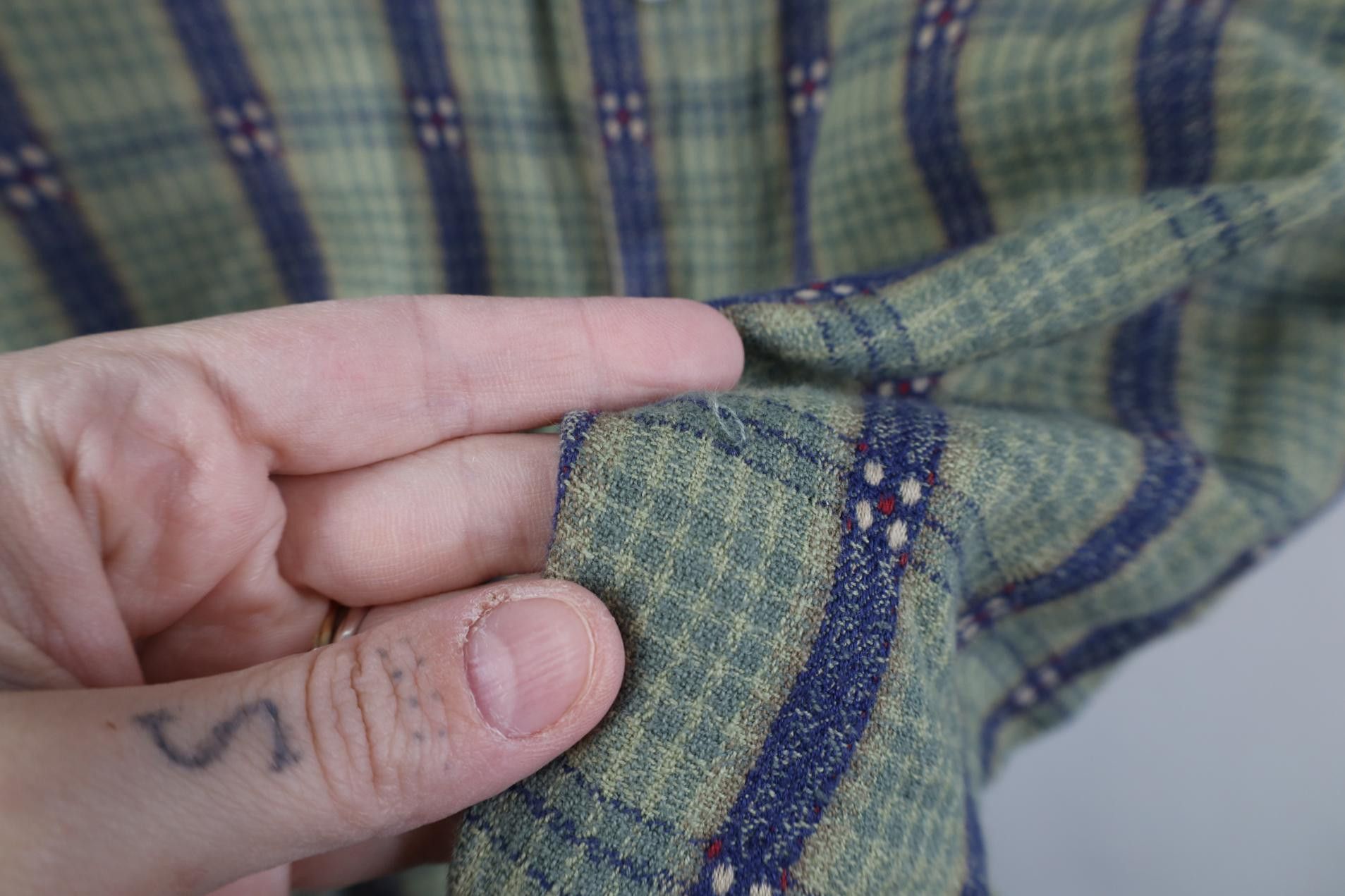 Vintage Vintage 90s The Territory Ahead Weave Geometric Button Shirt Size US L / EU 52-54 / 3 - 4 Thumbnail