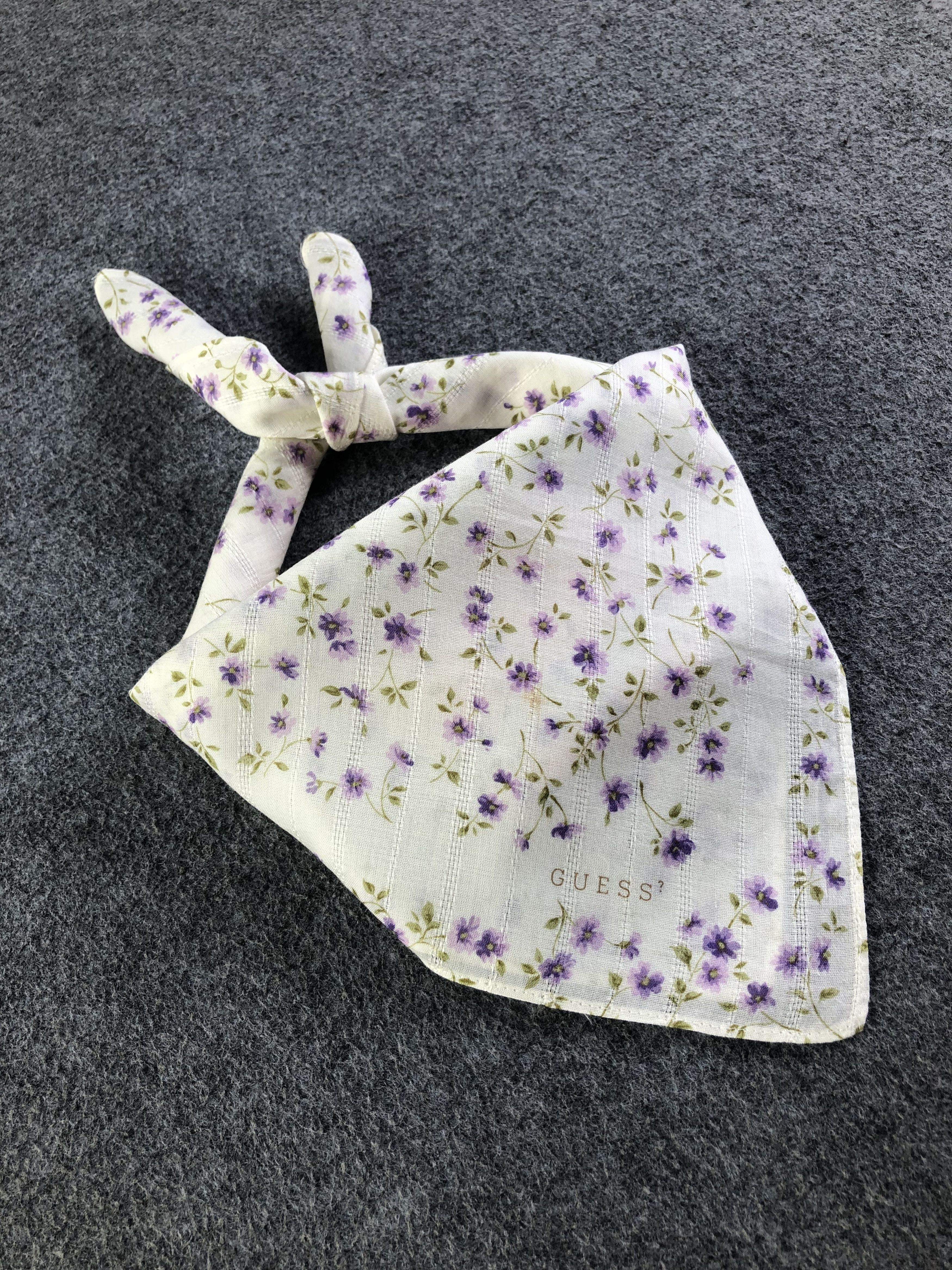 Guess Floral Handkerchief / Bandana / Neckerchief C383