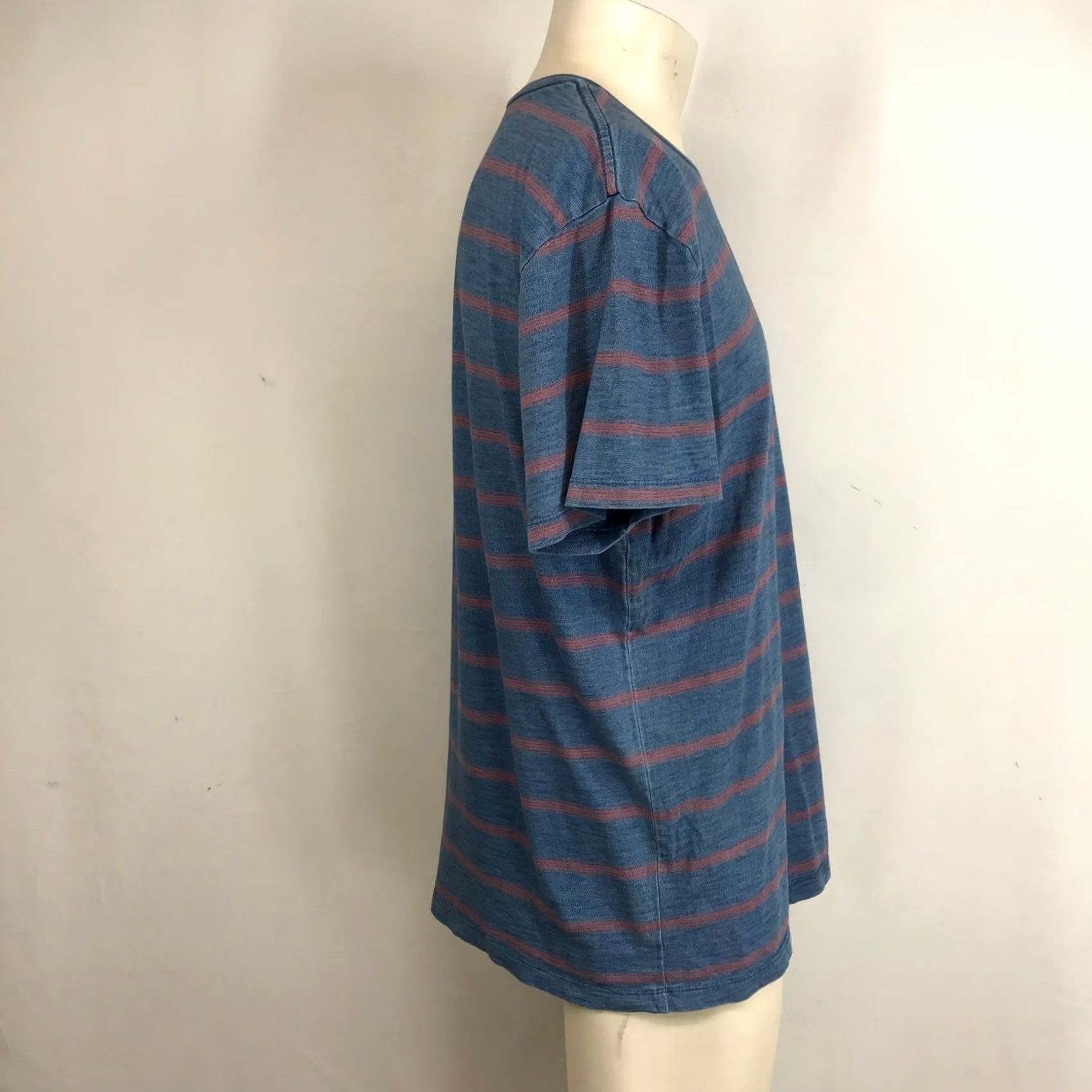 Marine Layer Marine Layer T-Shirt Striped Crew Neck Short Sleeve Cotton Men’s Large Blue Red Stripe All Seasons Size US L / EU 52-54 / 3 - 4 Thumbnail