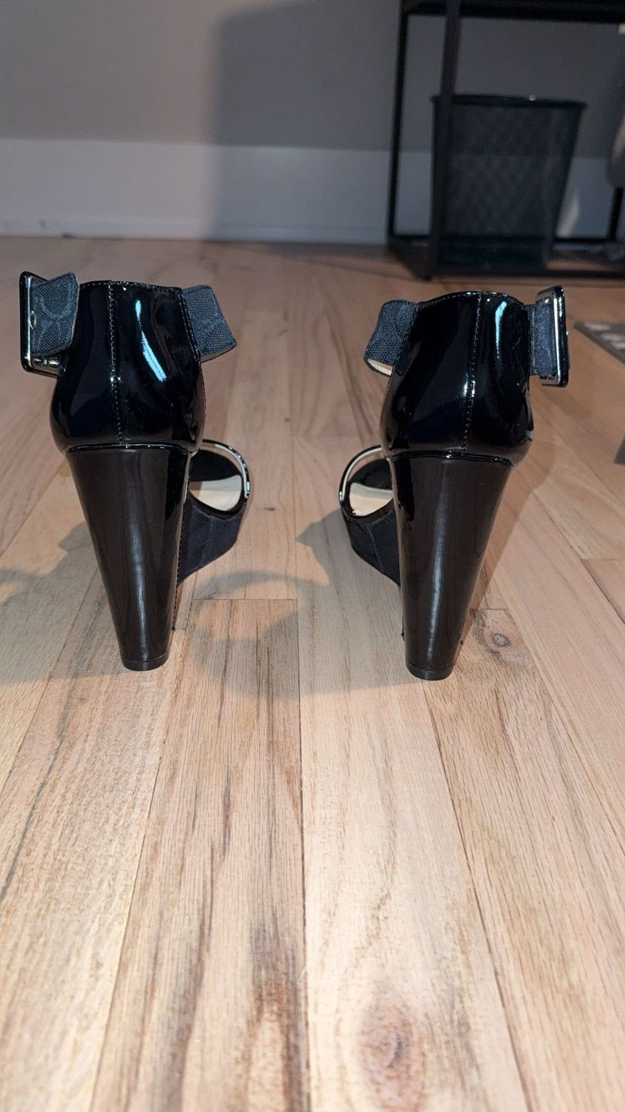 Coach Coach vintage high heels Size US 6.5 / IT 36.5 - 7 Thumbnail