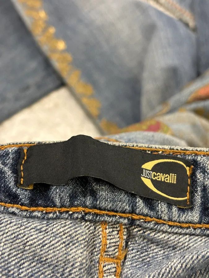 Just Cavalli SS2005 Cavalli Blue Embroidered Distressed Denim Jeans Size 26" / US 2 / IT 38 - 12 Thumbnail