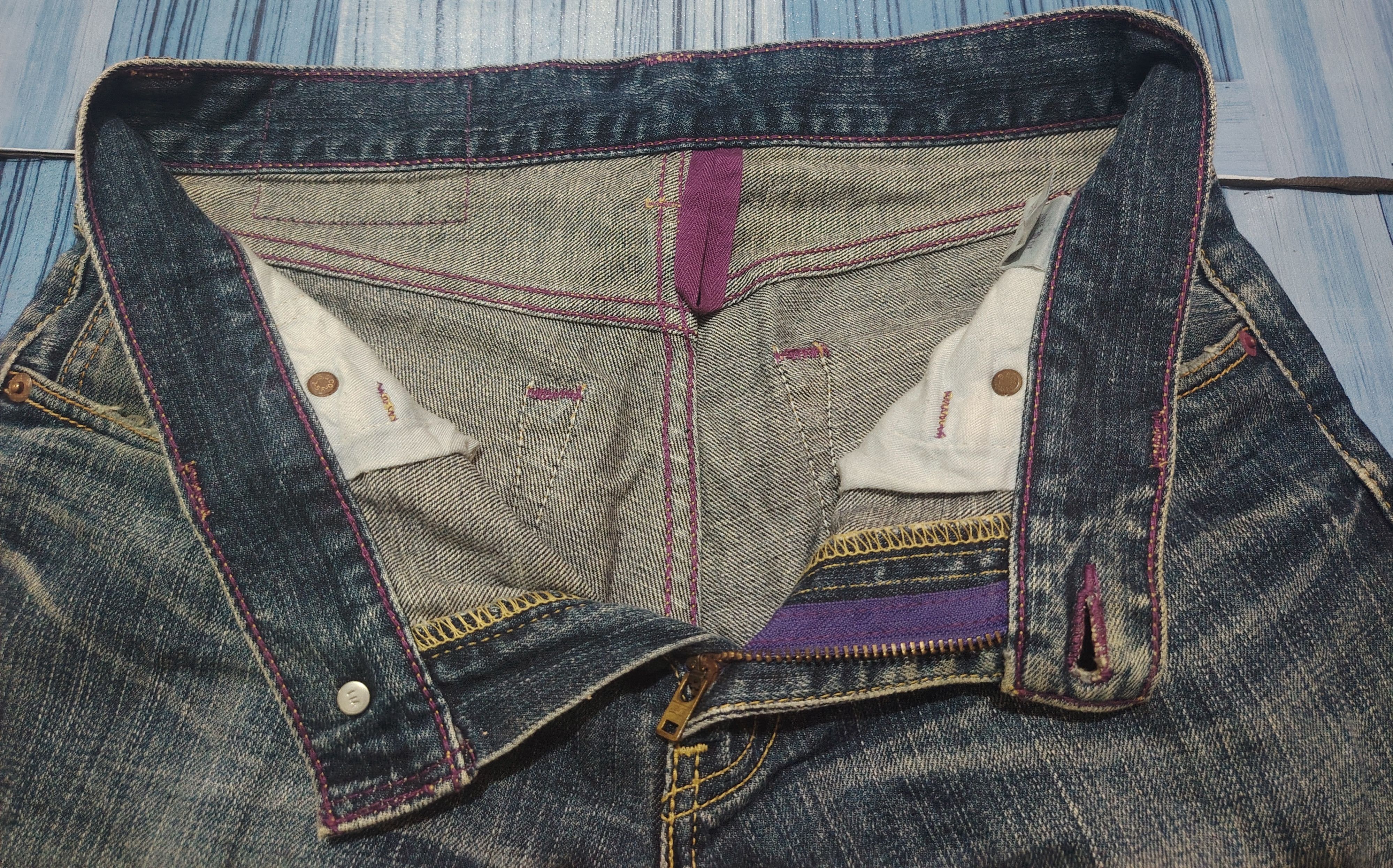 Levi's Vtg Levis 502 purple stitch Button V11 Size US 30 / EU 46 - 10 Thumbnail