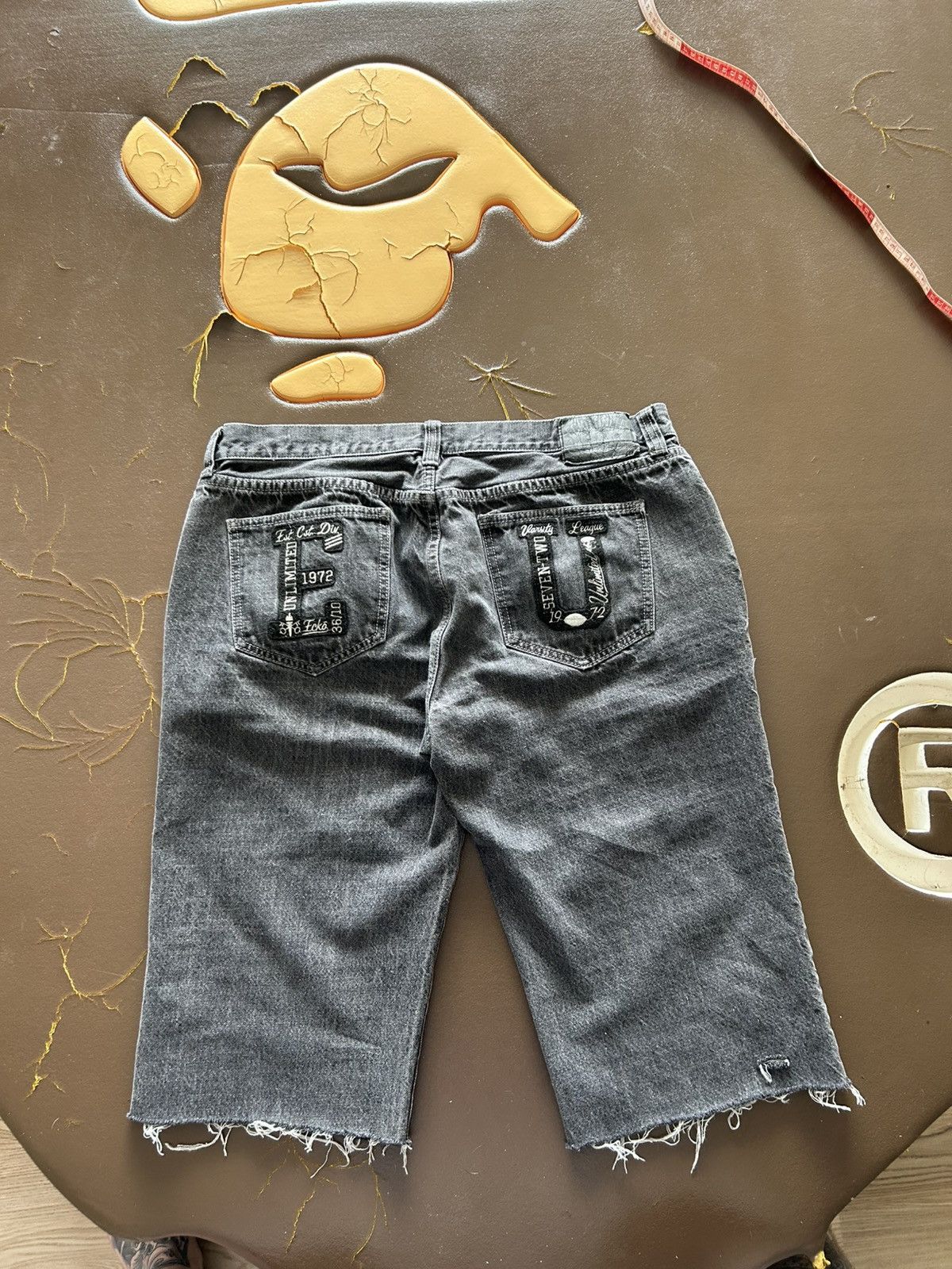 Ecko Unltd. Ecko Y2K Vintage Black Denim Shorts Jorts With Patches Size US 38 / EU 54 - 2 Thumbnail