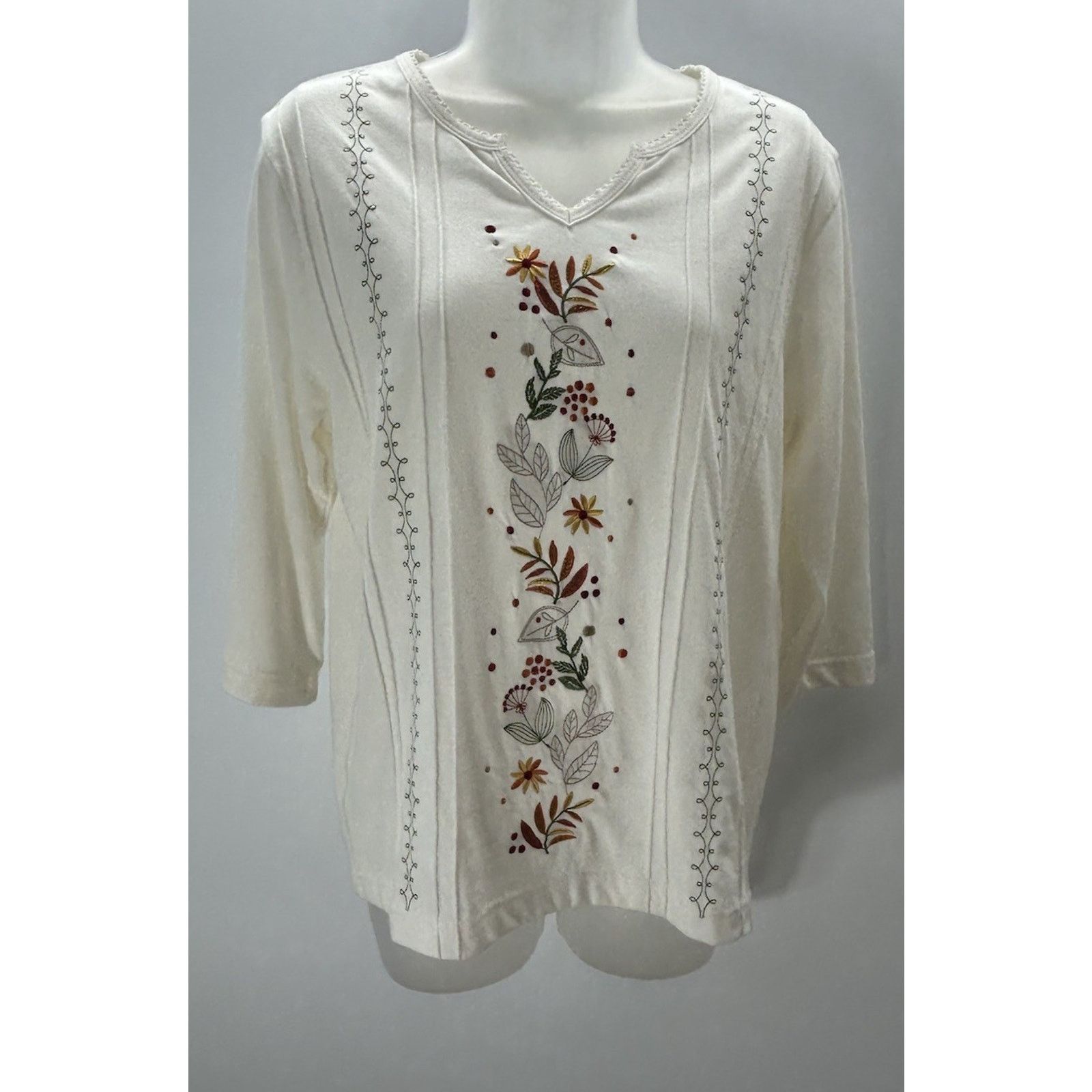 Other Shenanigans women's white floral embroidered short sleeve S Size S / US 4 / IT 40 - 1 Thumbnail