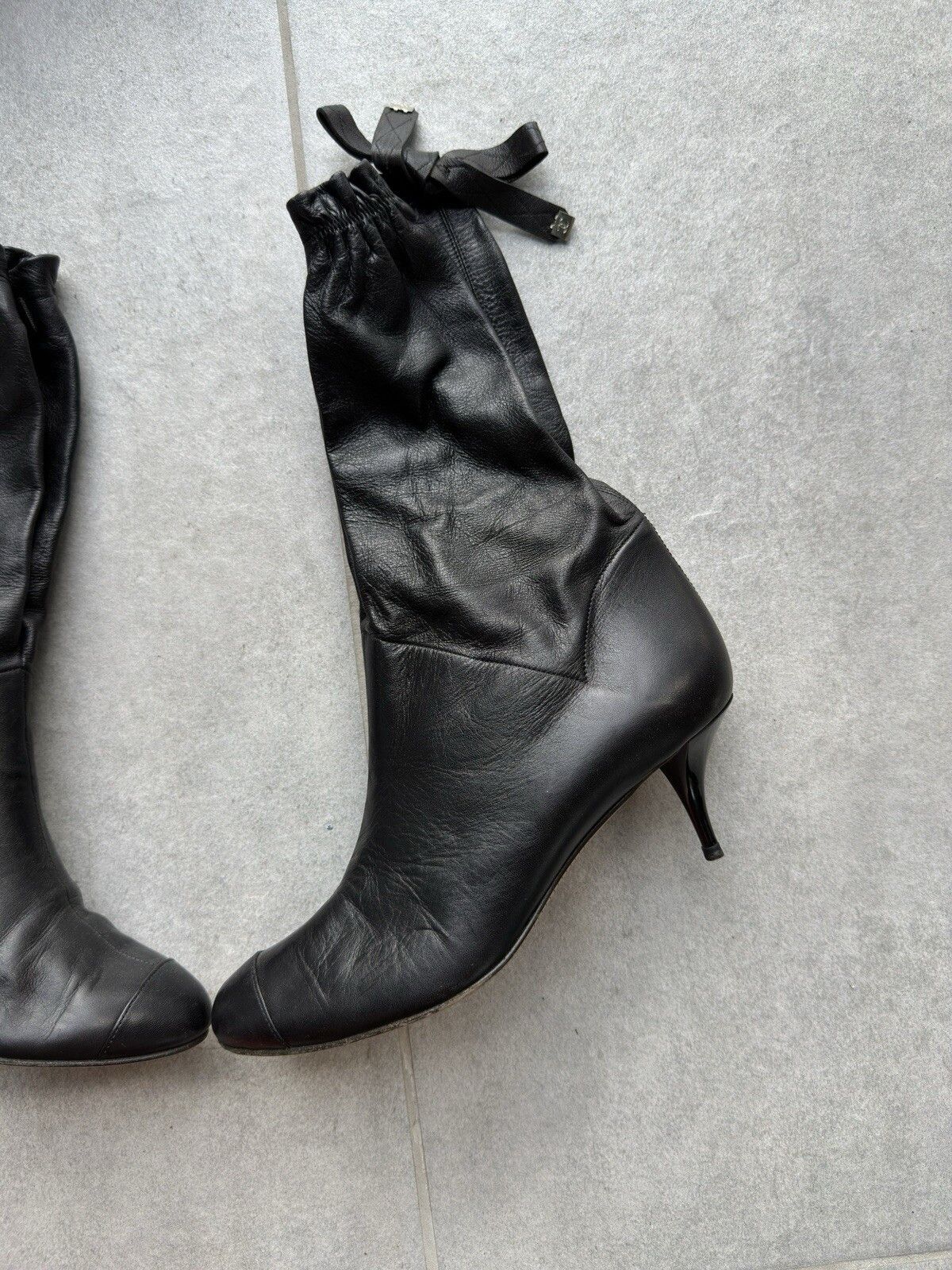 Chanel Chanel Vintage Leather Mid Calf Kitten Heel Boots 2000`s Size US 8 / IT 38 - 2 Thumbnail