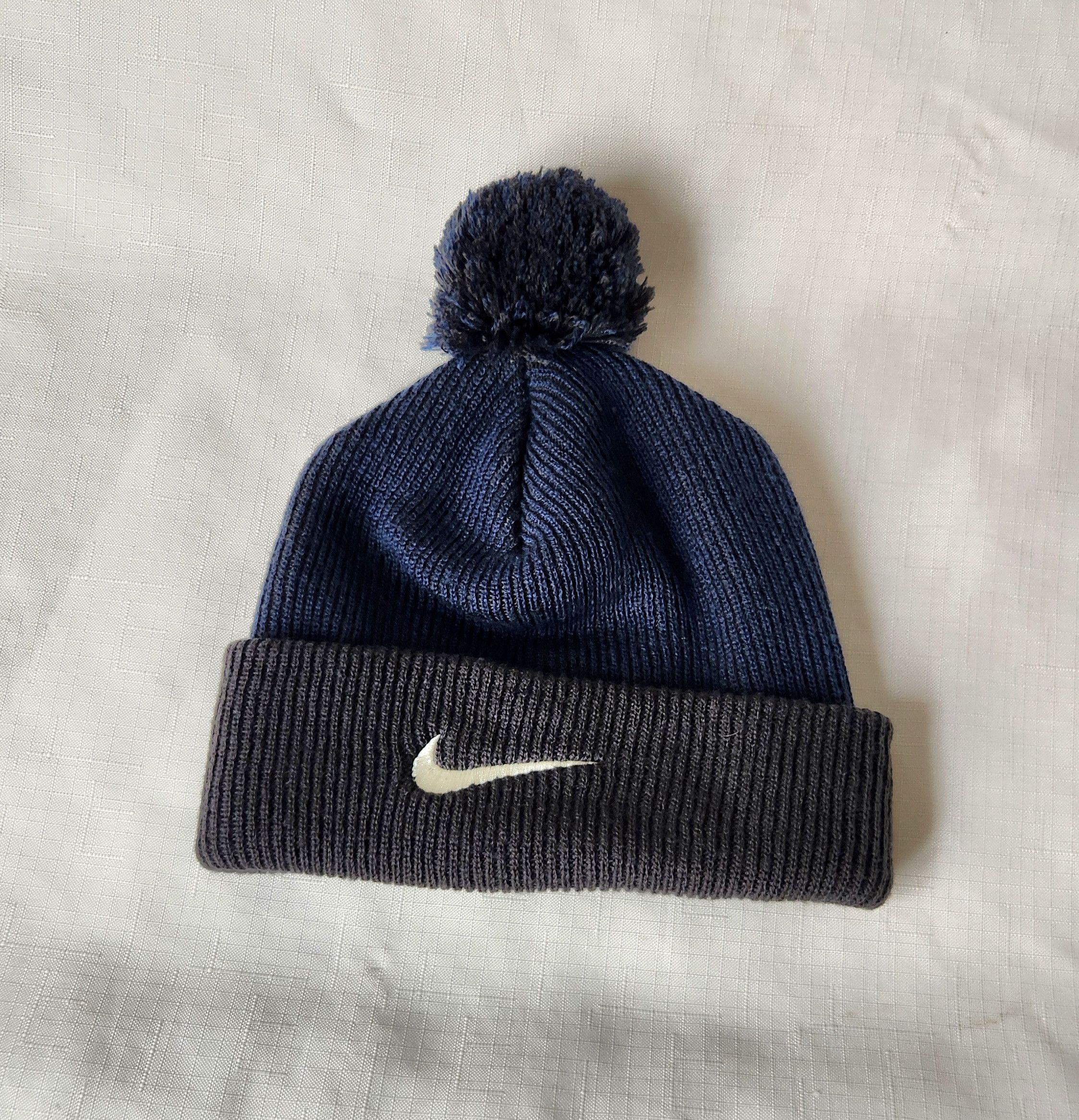 Nike × Vintage Nike Vintage Beanie Hat With Pom Made In Taiwan Black With Size ONE SIZE - 1 Thumbnail