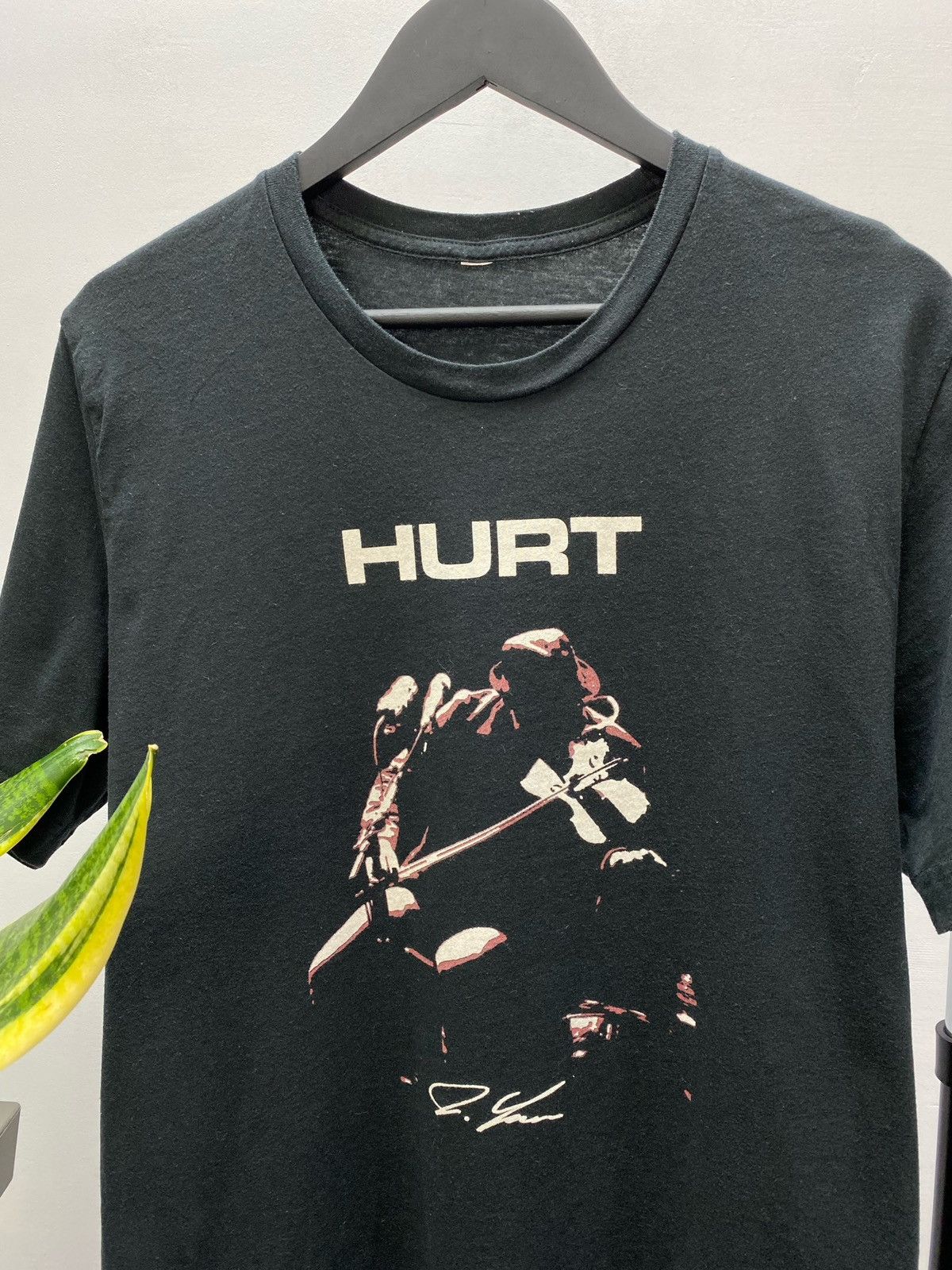 Band Tees Hurt Band T shirt Tour Men’s Black L Size US L / EU 52-54 / 3 - 9 Thumbnail