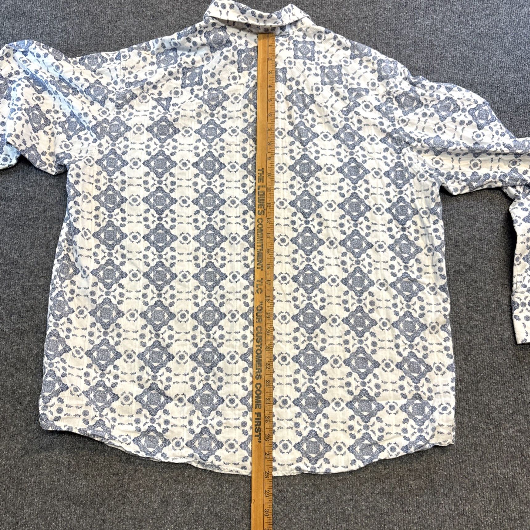 Ariat Ariat Long Sleeve Shirt Mens XL White Blue Damask Style Print Snap Button Button-Up Damask Multicolor XL Mens Size US XL / EU 56 / 4 - 7 Thumbnail