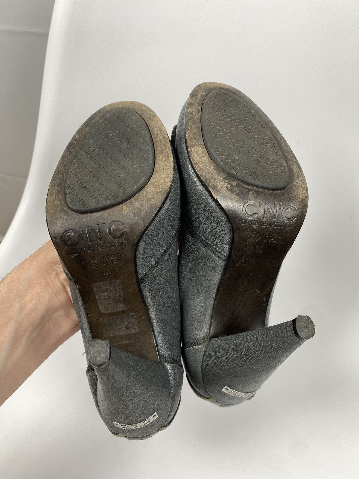 Costume National CNC Costume National Genuine Leather Pumps size 39 Size US 9 / IT 39 - 9 Thumbnail