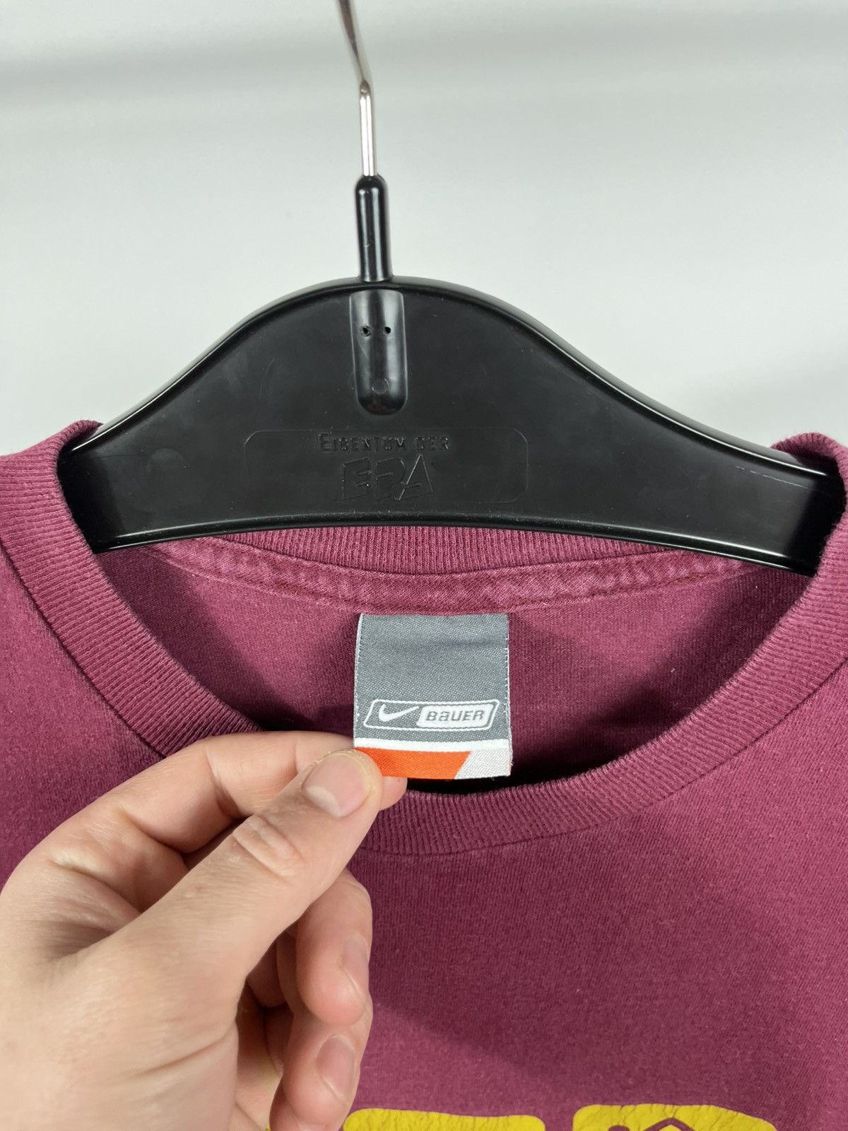 Nike Vintage Nike Bauer Graphic T Shirt Burgundy Hockey Tee L Size US L / EU 52-54 / 3 - 5 Thumbnail