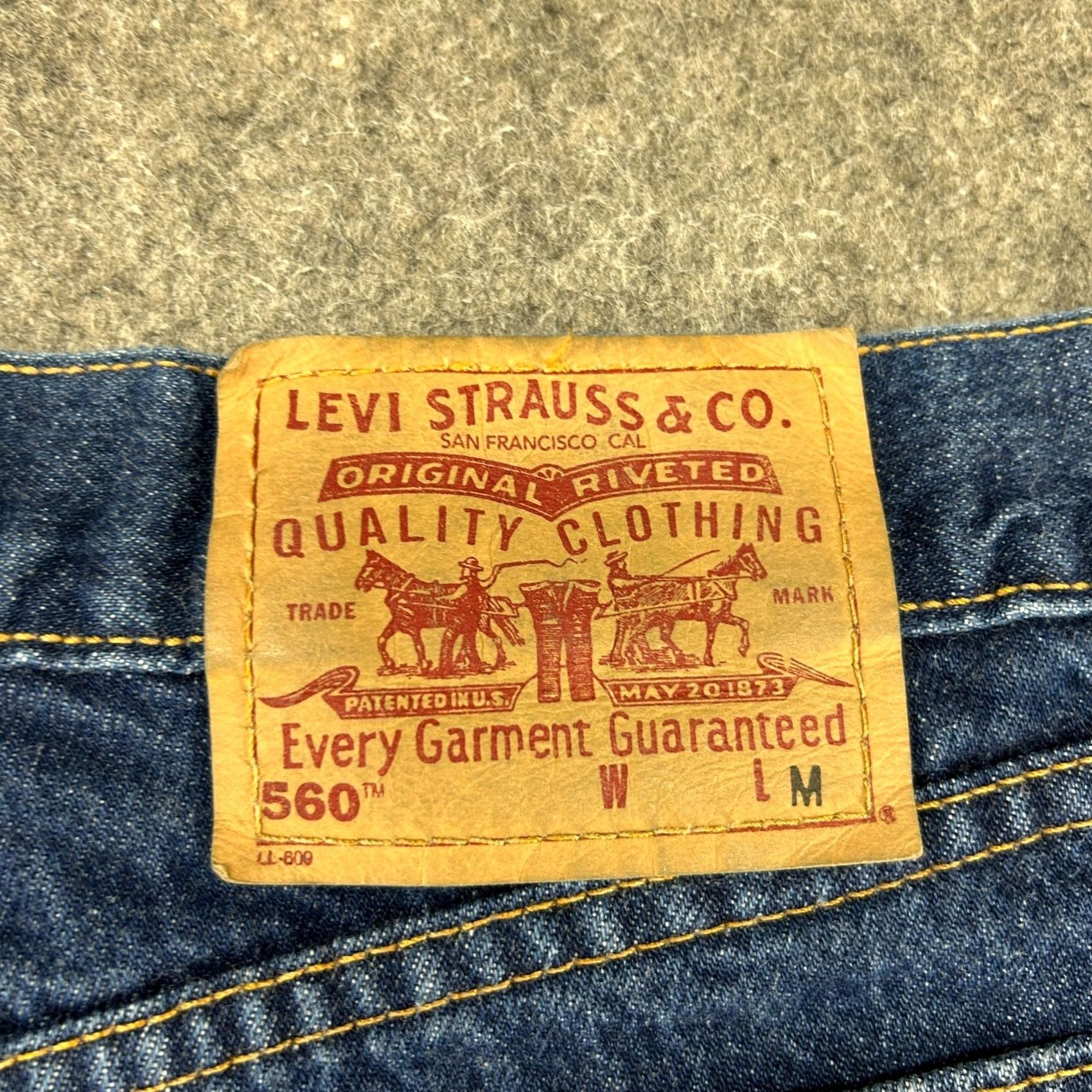 Levi's VINTAGE Levi's 560 Jeans Women 14 Blue Relaxed Straight 90s Mexico Denim Pocket Zipper Button 5-Pocket USA Size 36" / US 14 / IT 50 - 3 Thumbnail