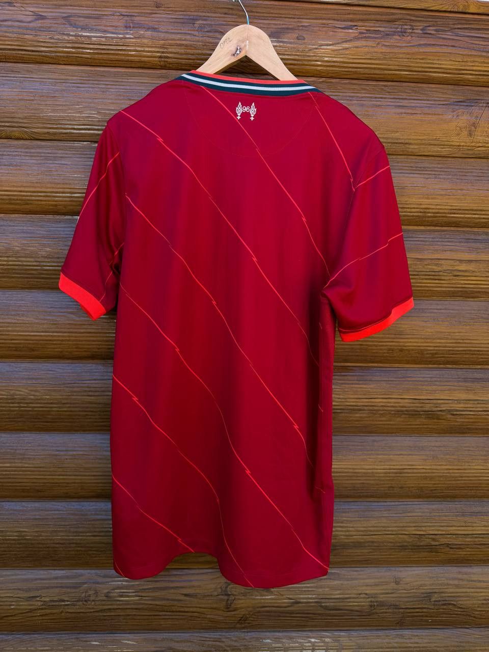 Nike Liverpool Home Football Shirt Soccer Jersey Nike Size L Size US L / EU 52-54 / 3 - 3 Thumbnail