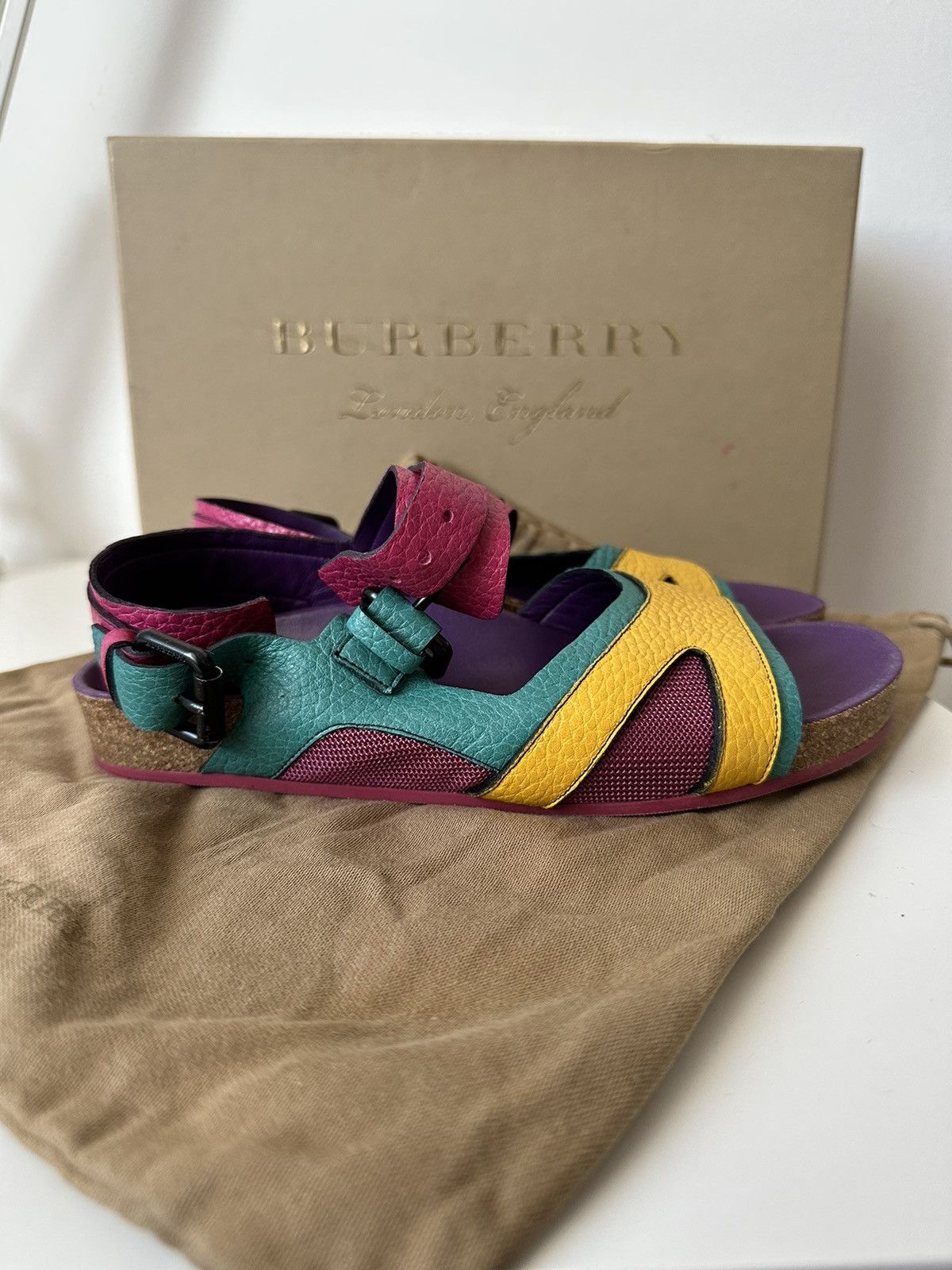 Burberry Burberry multicolour leather sandals Size US 7 / IT 37 - 8 Thumbnail