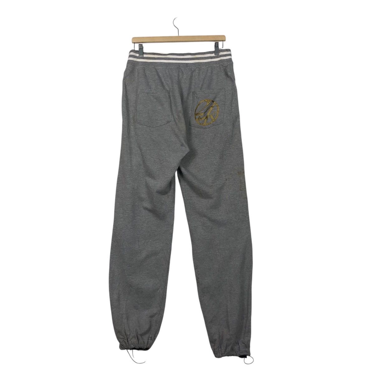 Japanese Brand 📌24 Karats Stay Gold Jogger Pants Punk Design Size US 30 / EU 46 - 9 Thumbnail