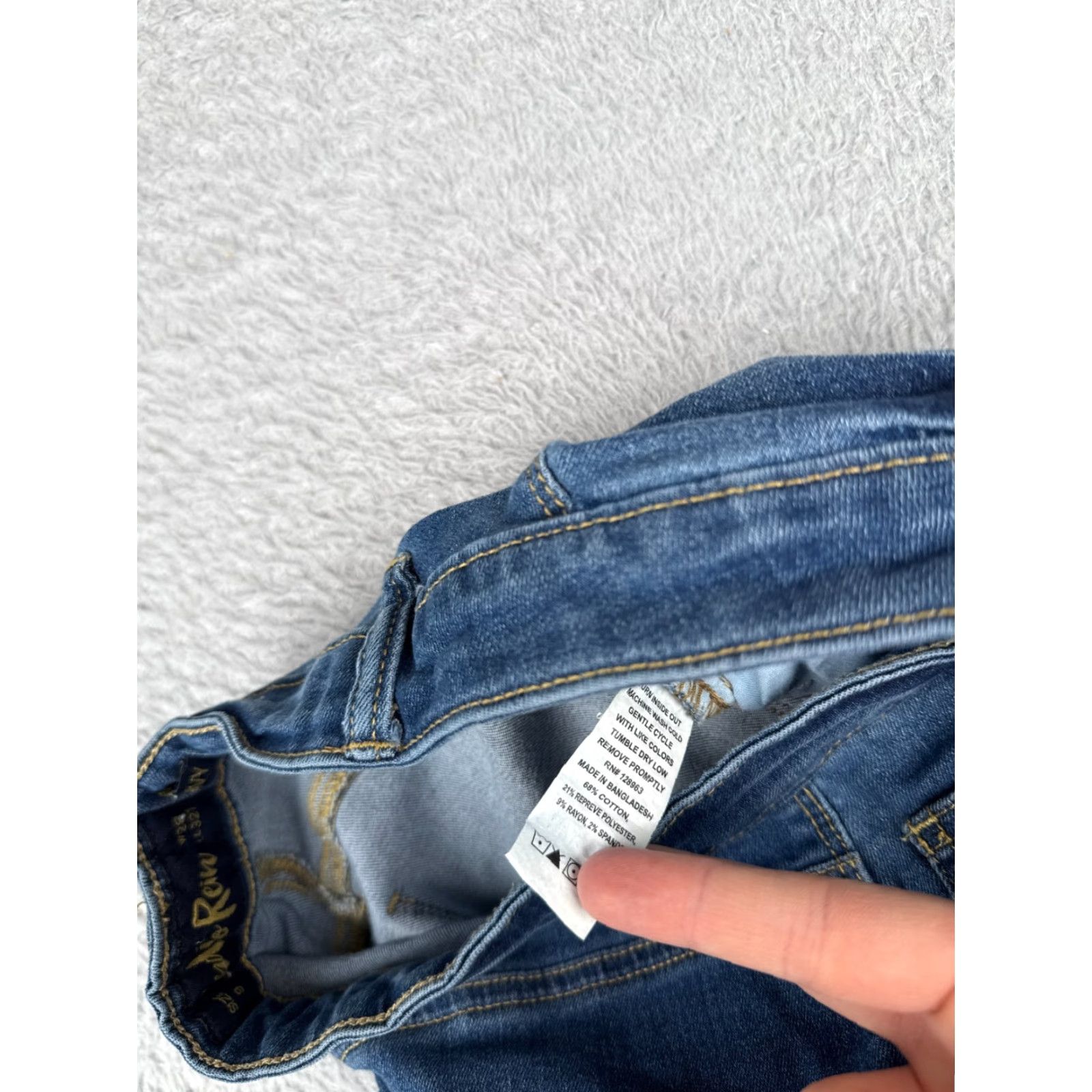 Denime Indigo Rein Jeans Juniors 9 Blue Denim Curvy Flared Button Fly Cotton 27x30 Denim Flared 5-Pocket Womens Jeans 27x30 Blue 27x30 (indigo rein) Size 30" / US 8 / IT 44 - 7 Thumbnail