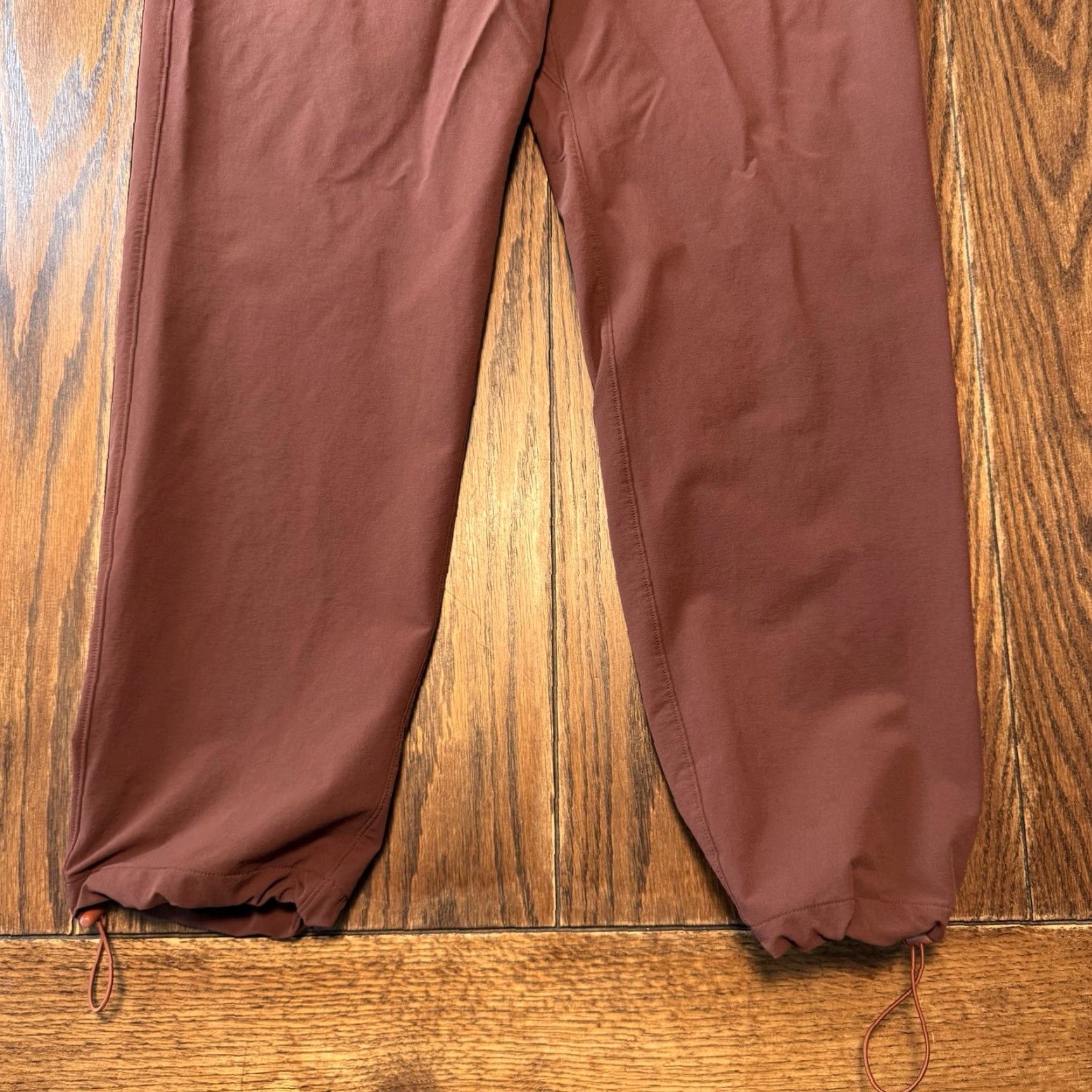 Cotopaxi Cotopaxi Men's Performance Athletic Pants Size XL Olive Red Drawstring Size US 36 / EU 52 - 3 Thumbnail